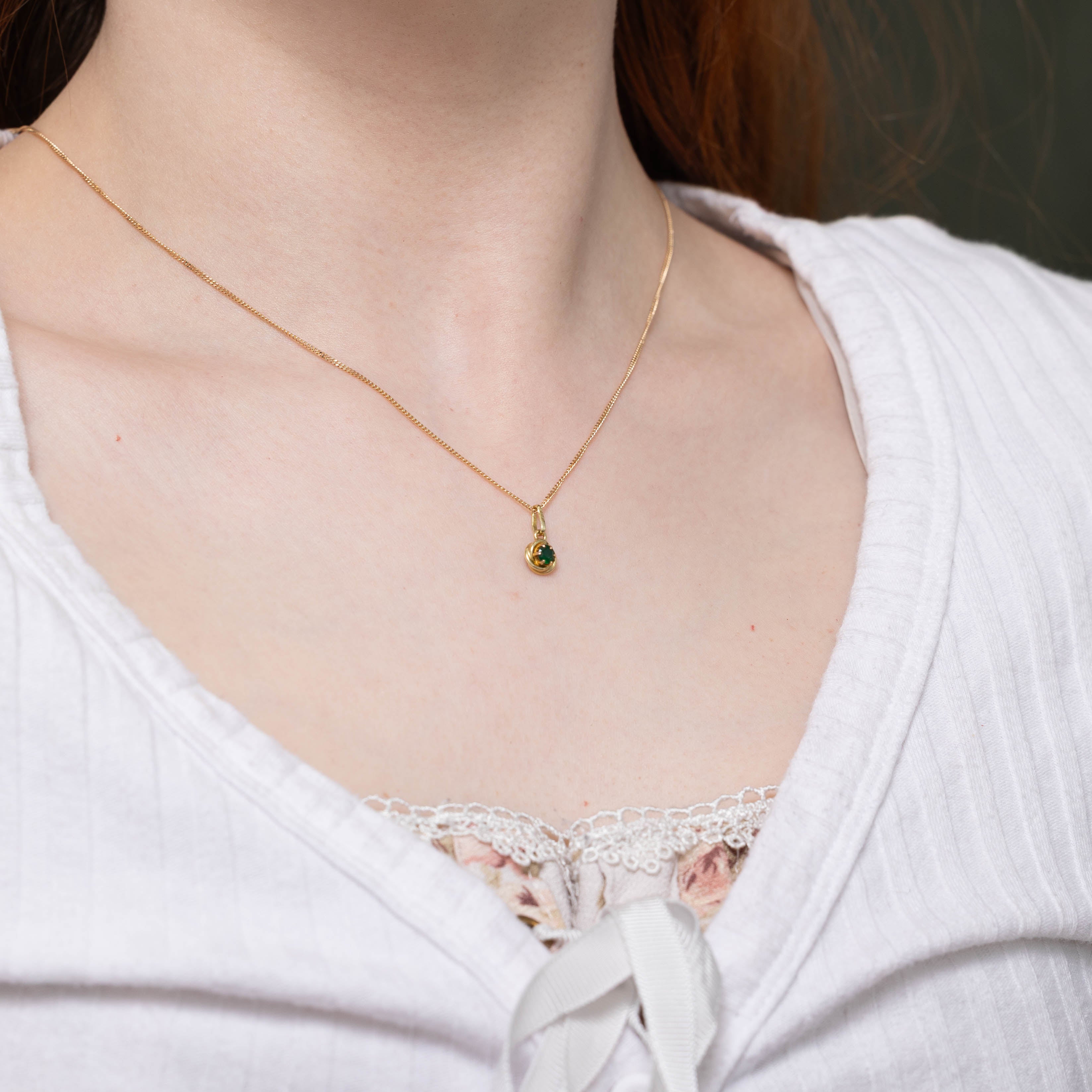 14k Solitaire Emerald Swirl Pendant