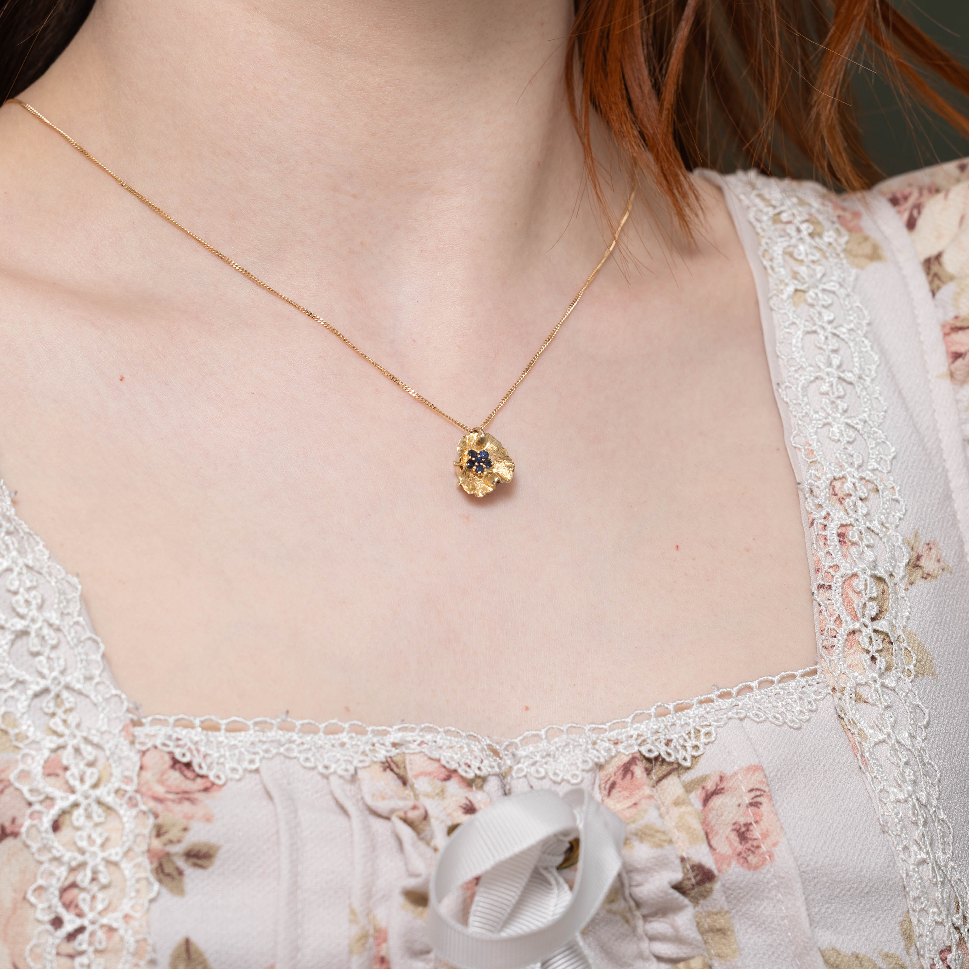 14k Sapphire Cluster Flower Pendant