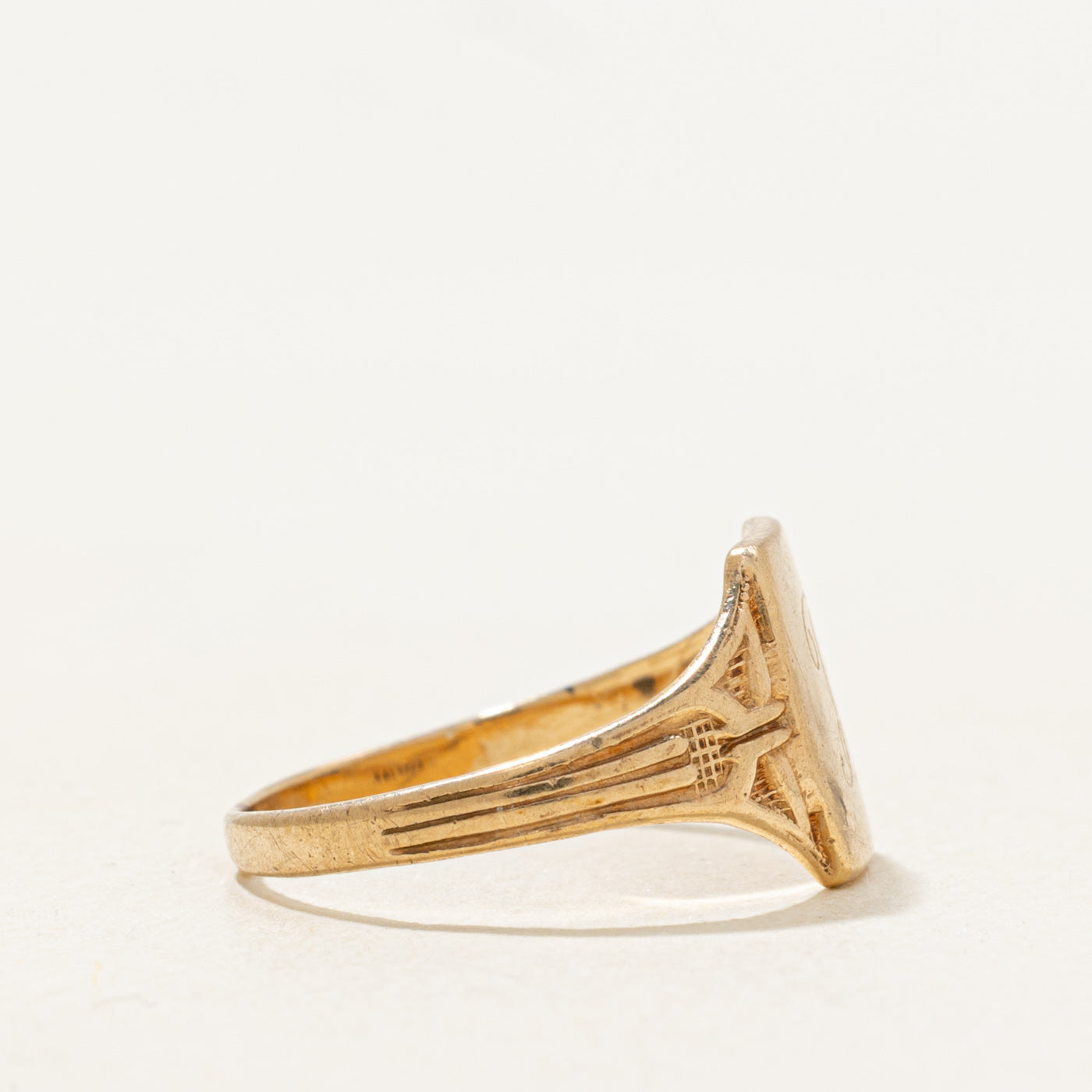 Bague chevalière initiale « B » en or jaune 10 carats | Taille 4.0 |