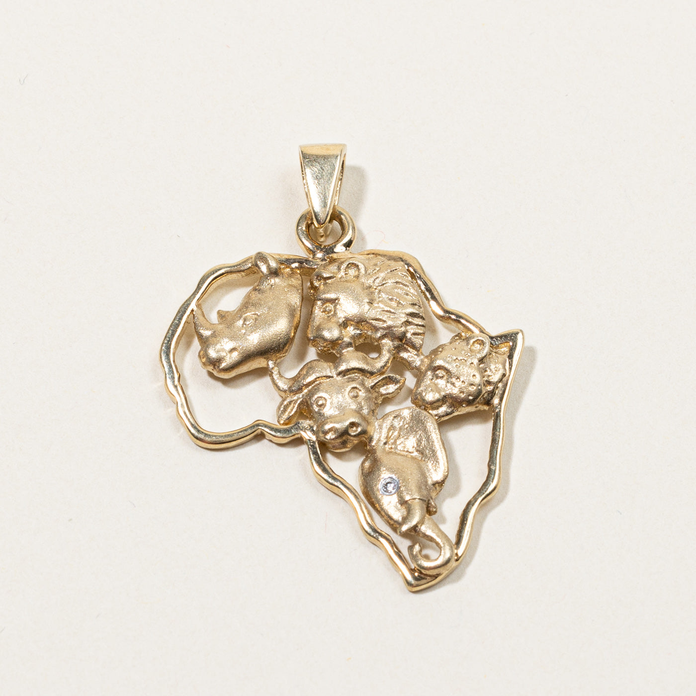 Gold Africa Continent Animal Pendant | 0.01ct|