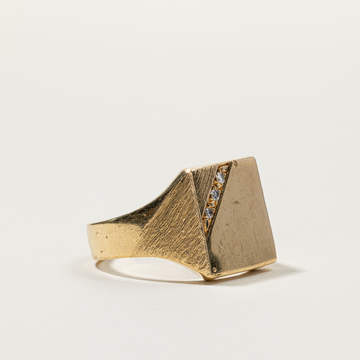 Diamond Signet Ring | 0.03ctw | SZ 10 |