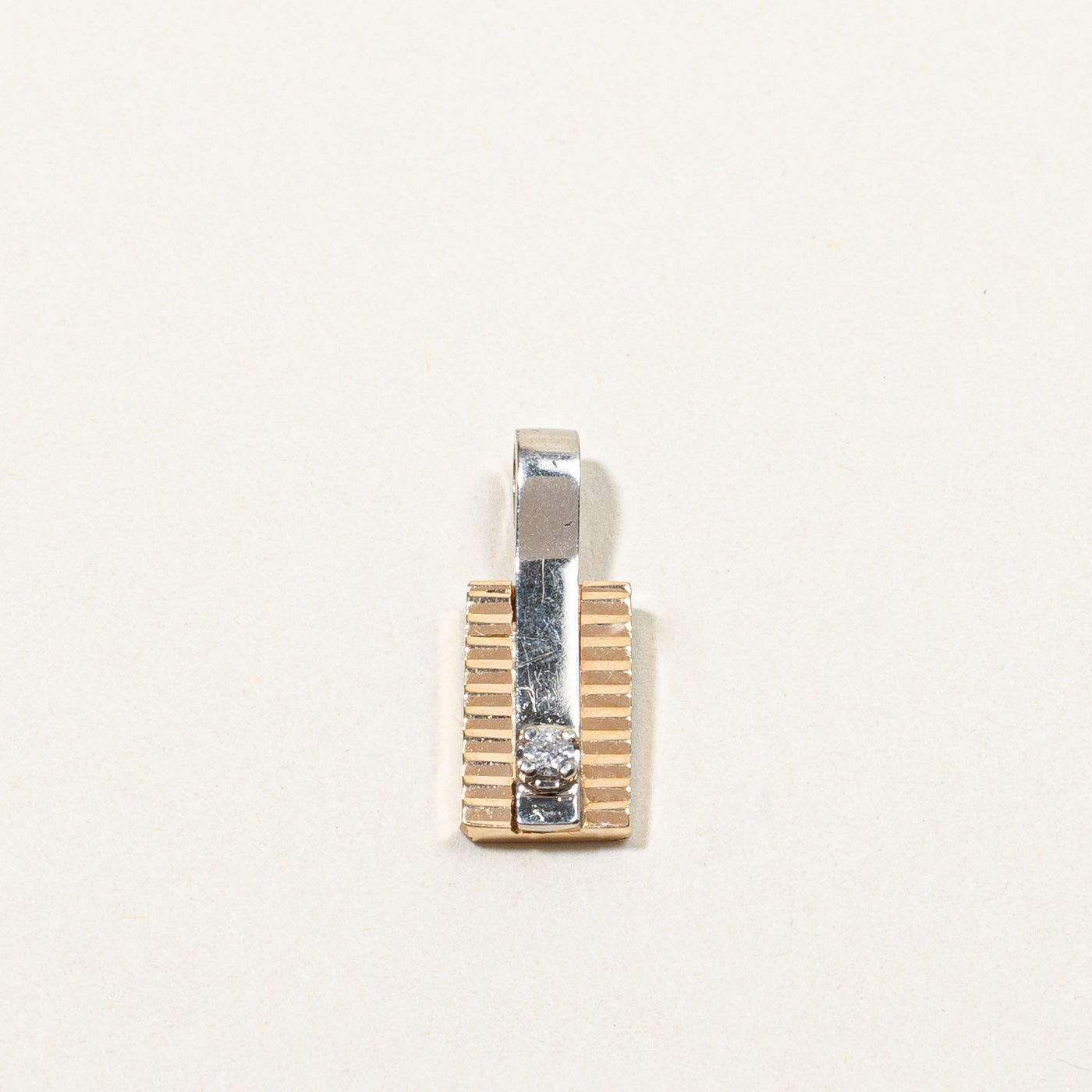 Diamond Textured Pendant | 0.03ct |