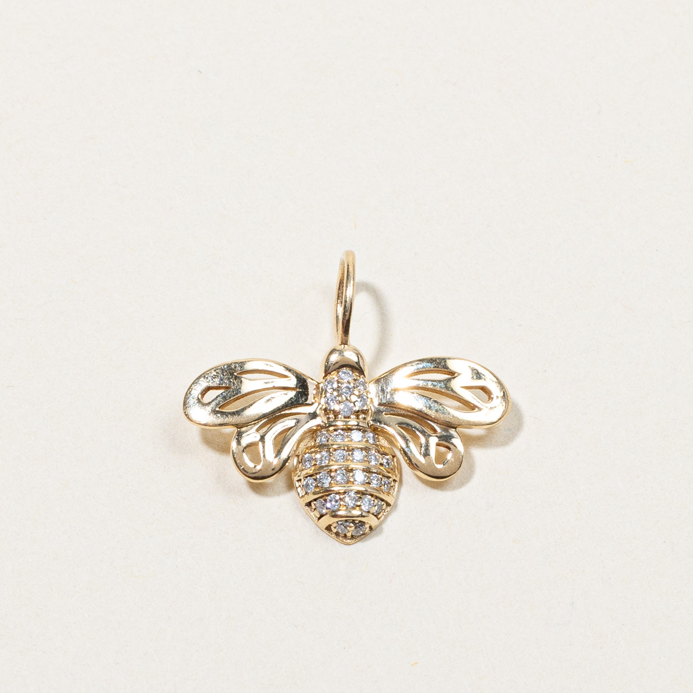 Cluster Diamond Bee Pendant | 0.08ctw |