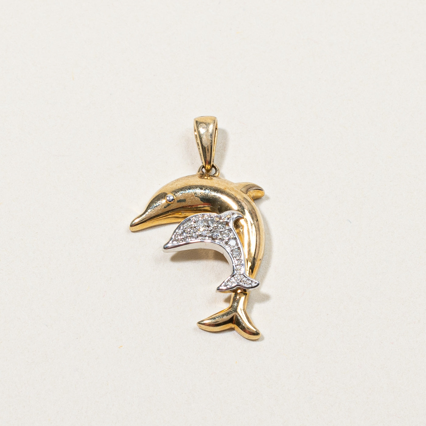 Double Dolphin Diamond Pendant | 0.04ctw |