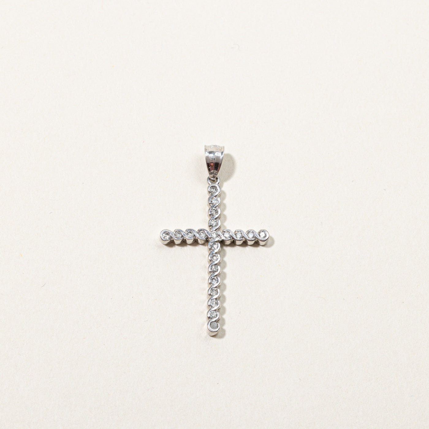 Diamond Cross Pendant | 0.21ctw |