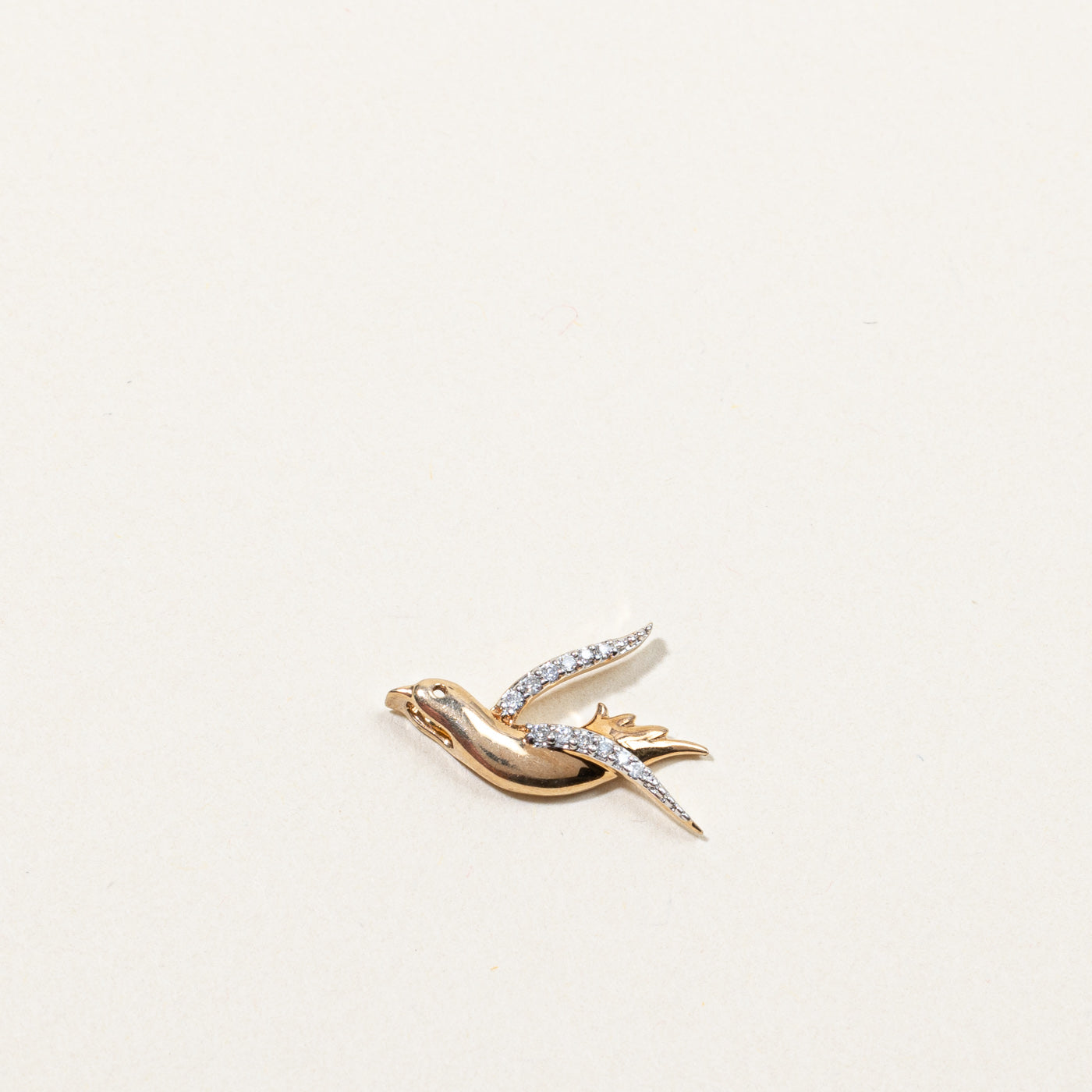 Gold Flying Bird Diamond Pendant | 0.06ctw |