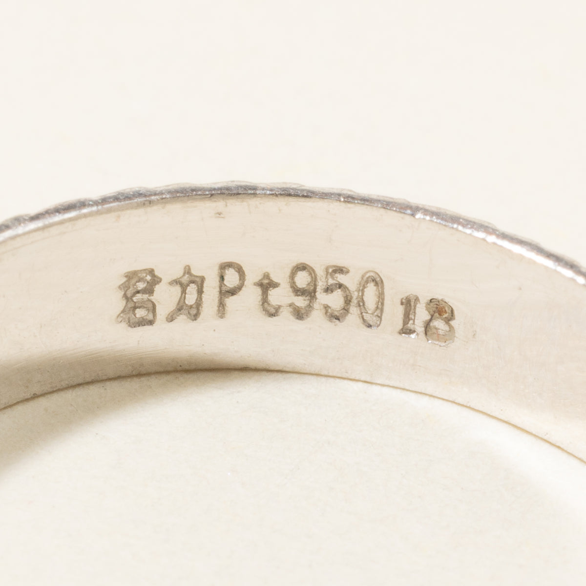 2228-725.jpg