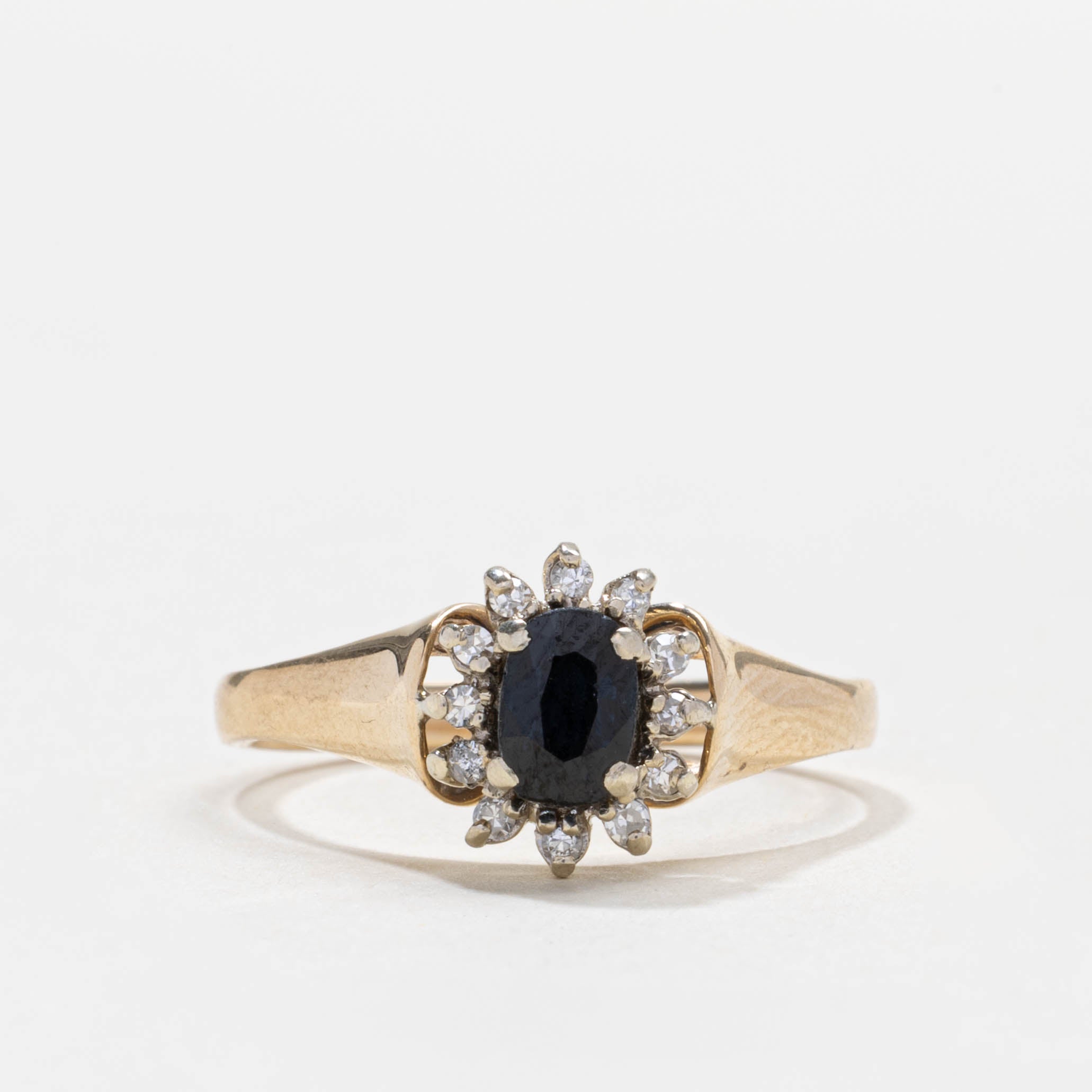 14k Oval Cut Sapphire & Diamond Petal Halo Ring | SZ 8.75