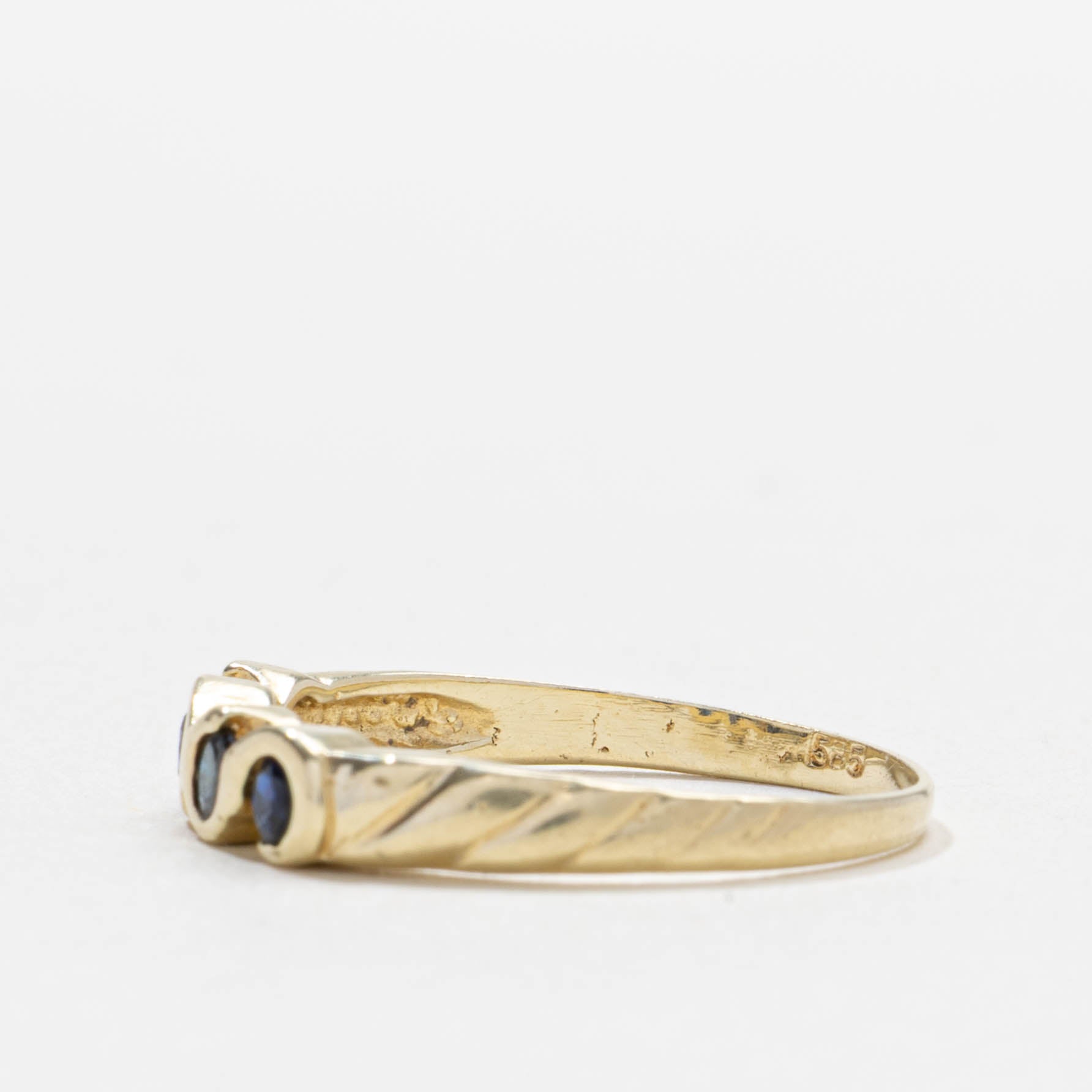 14k Bezel Set Four Stone Sapphire Ring | SZ 6.5
