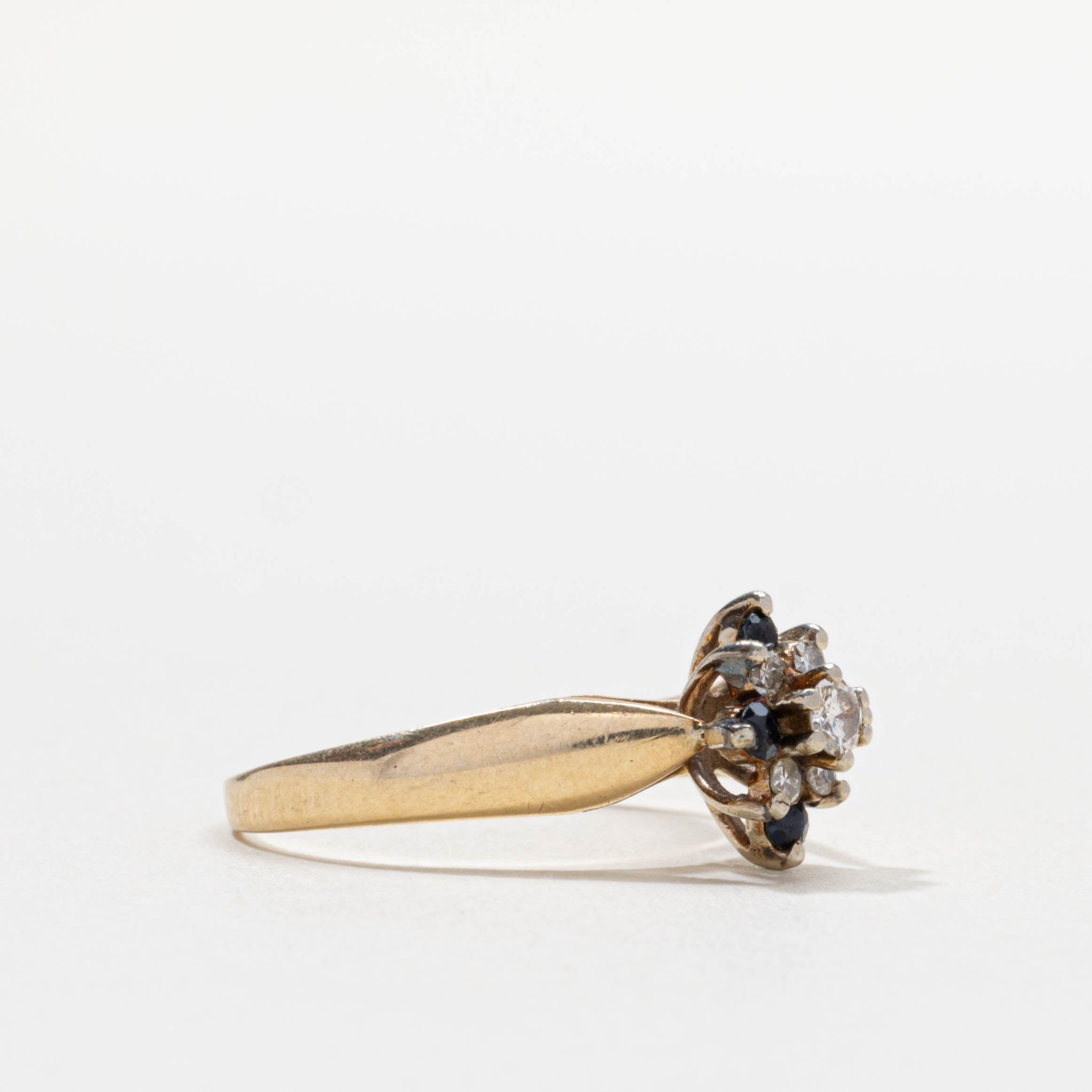 14k Sapphire & Diamond Petal Cluster Ring | SZ 7.25