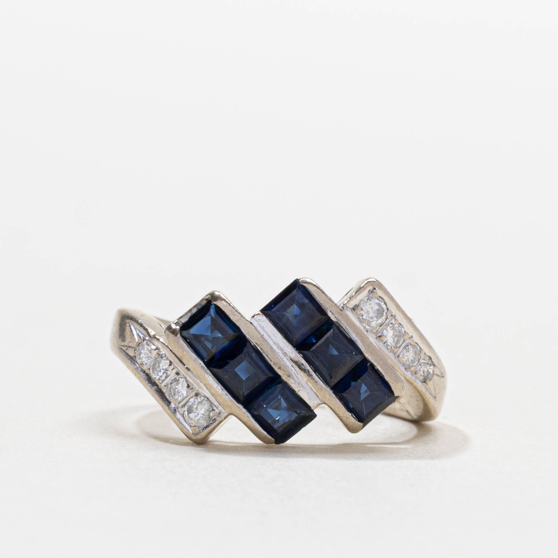 14k Sapphire & Diamond Diagonal Multi Column Ring | SZ 4.75