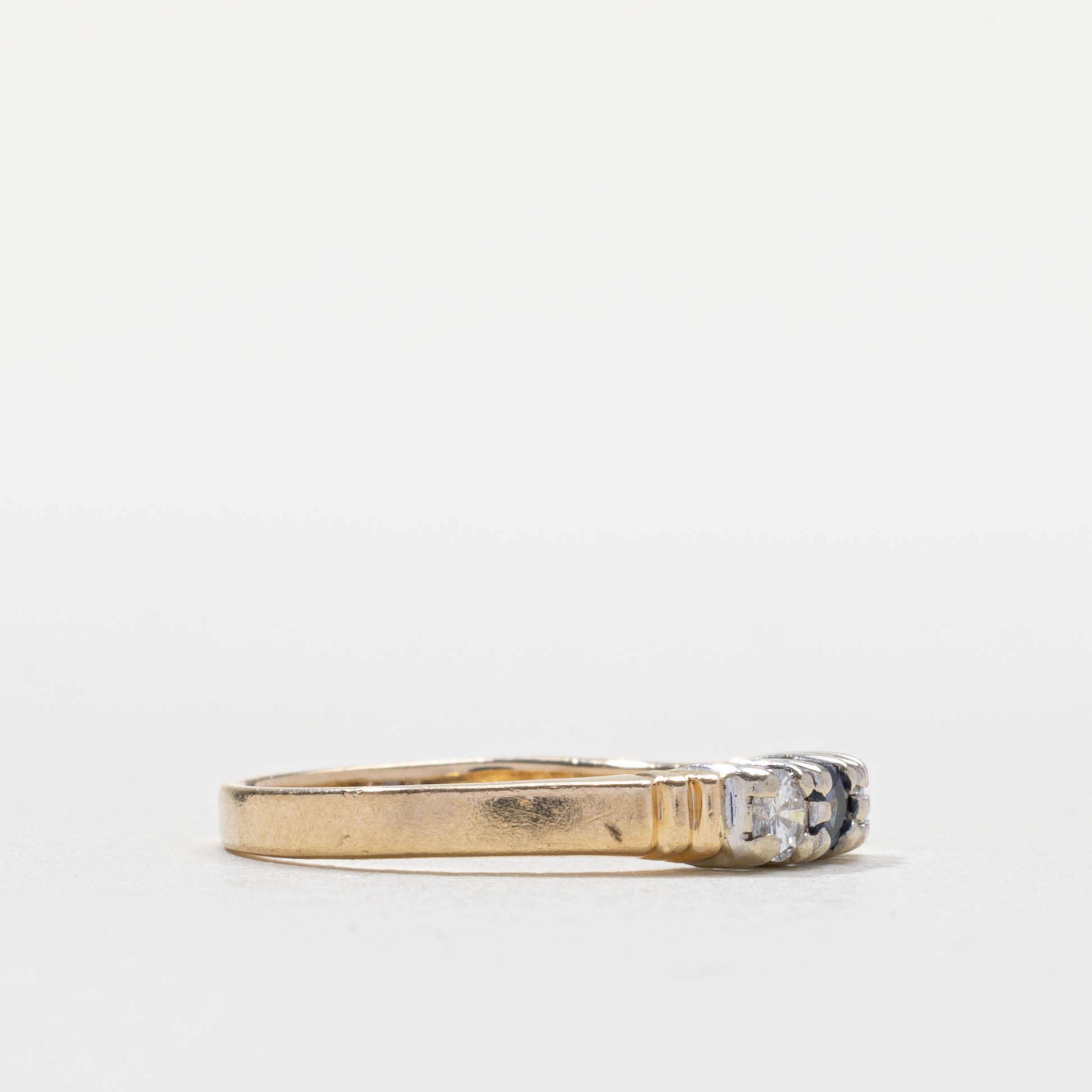 14k Three Stone Sapphire & Diamond Ring | SZ 5.25