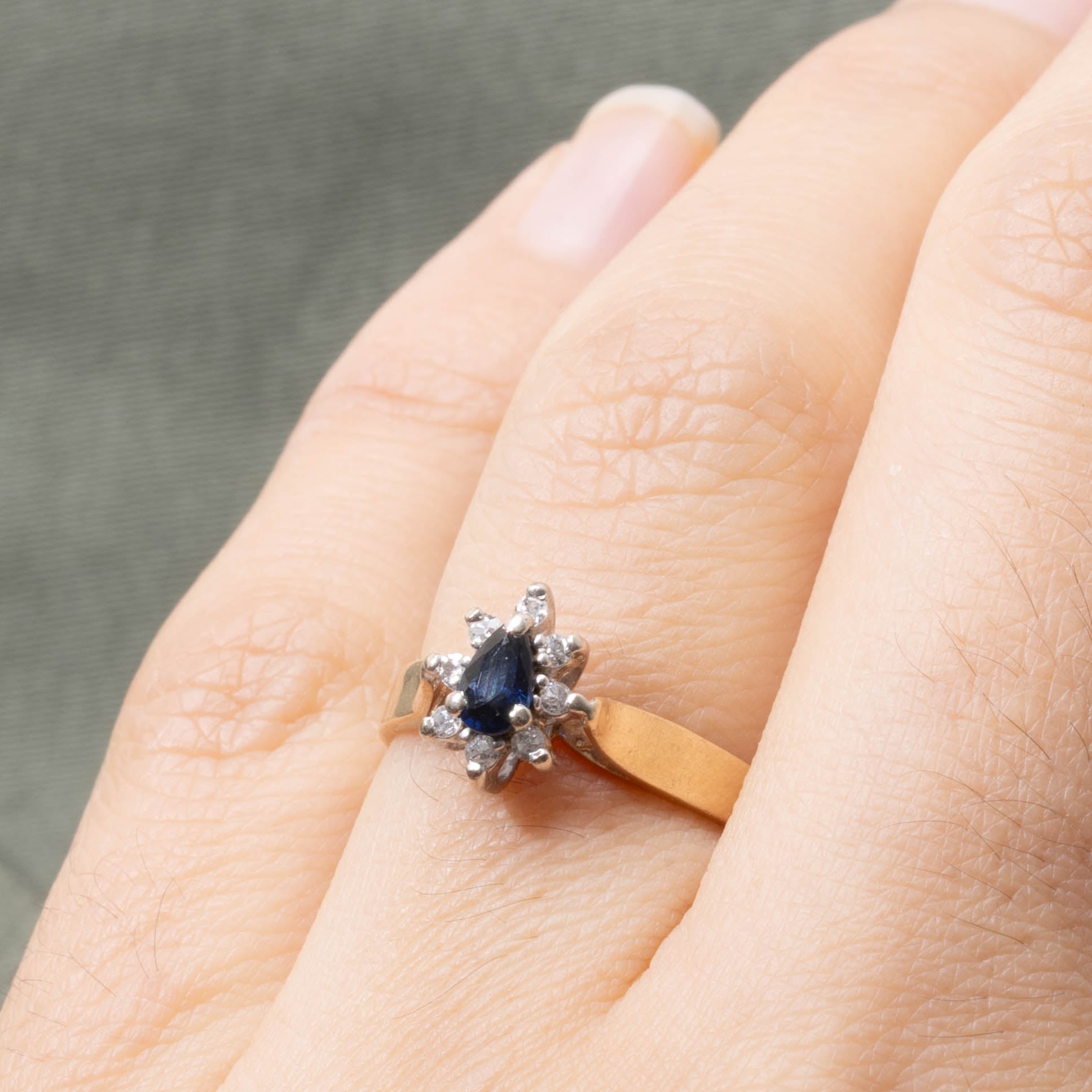 14k Pear Cut Sapphire & Diamond Petal Cluster Ring | SZ 5.25
