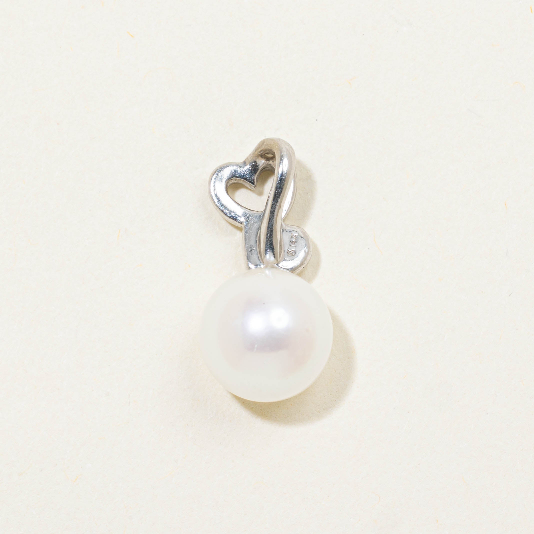 14k Pearl & Diamond Heart Pendant