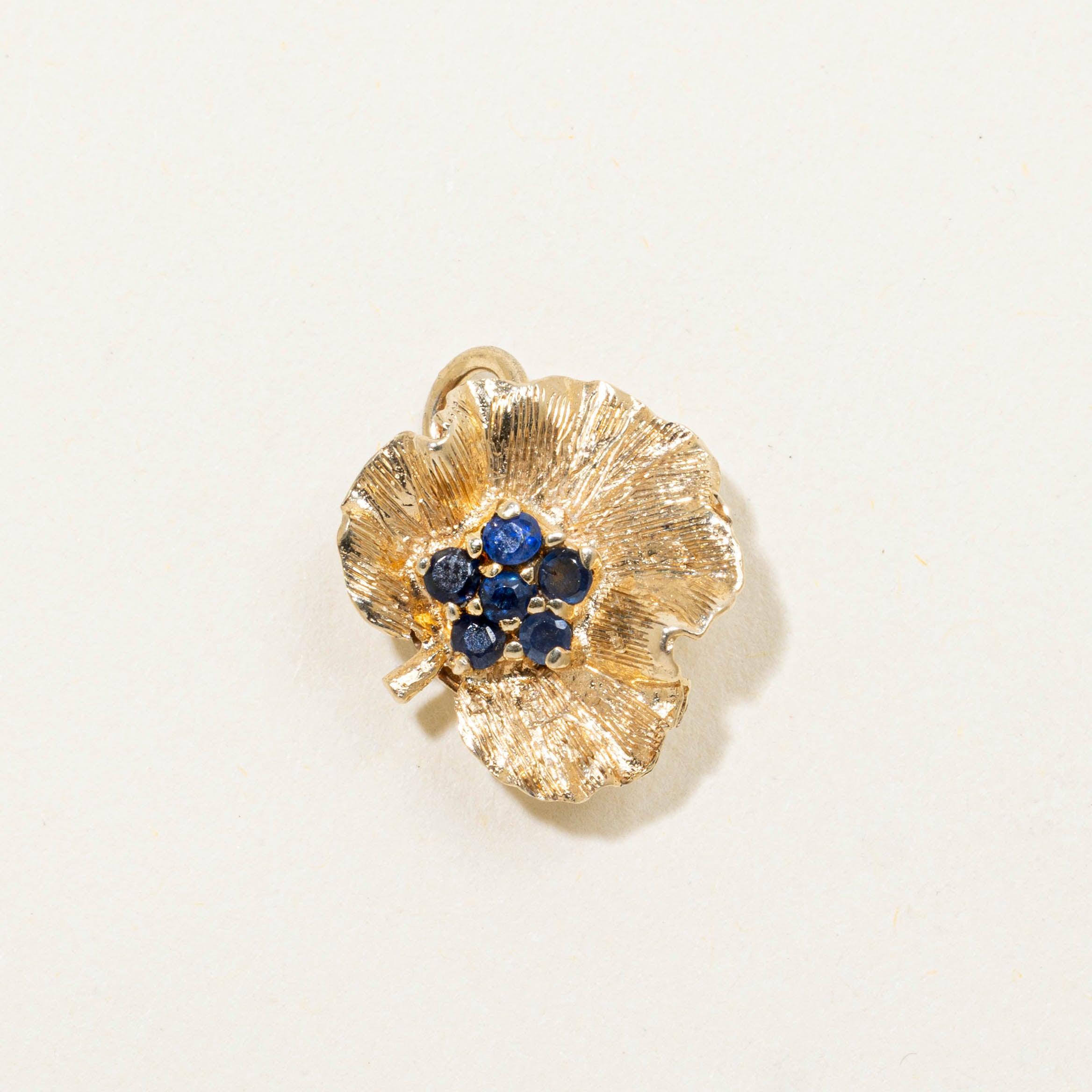 14k Sapphire Cluster Flower Pendant