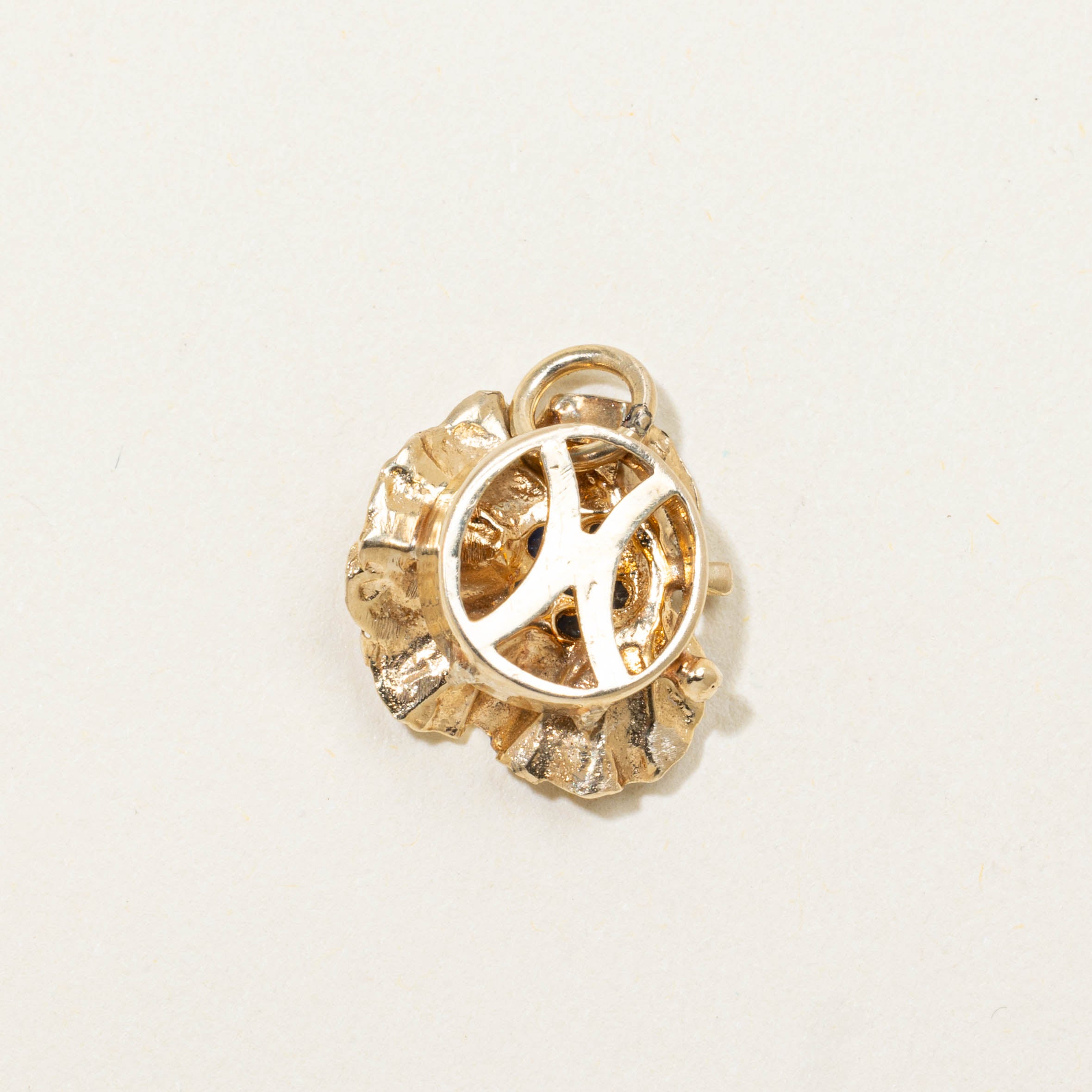 14k Sapphire Cluster Flower Pendant