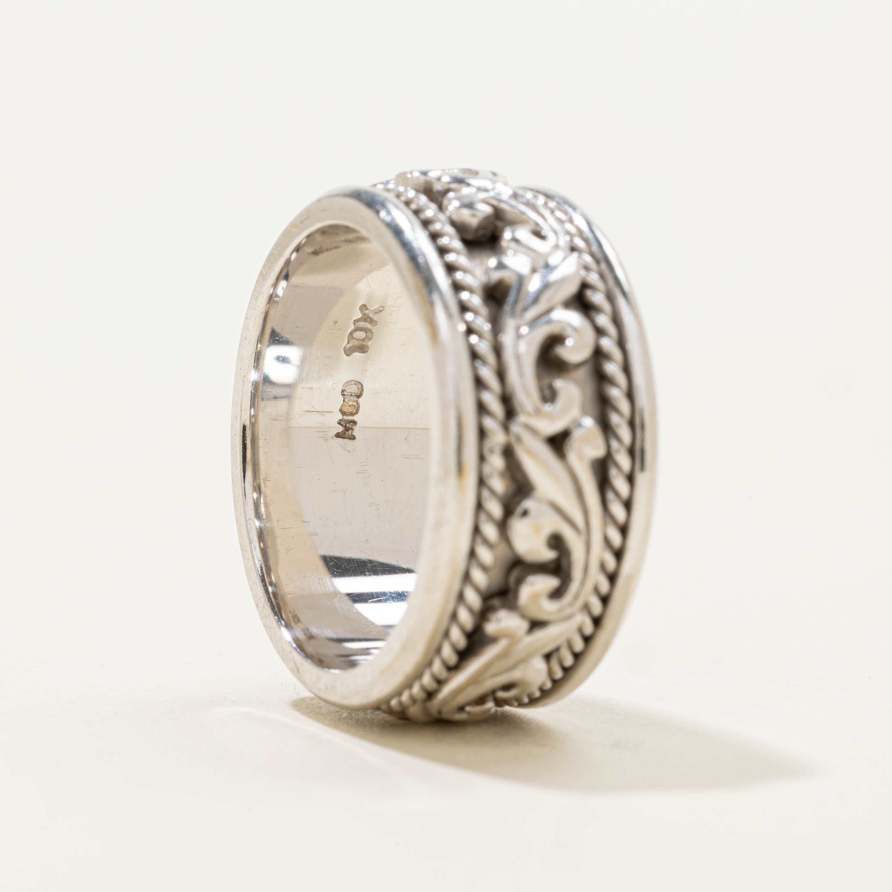 10k Leaf Milgrained Band | 8.90mm | SZ 6