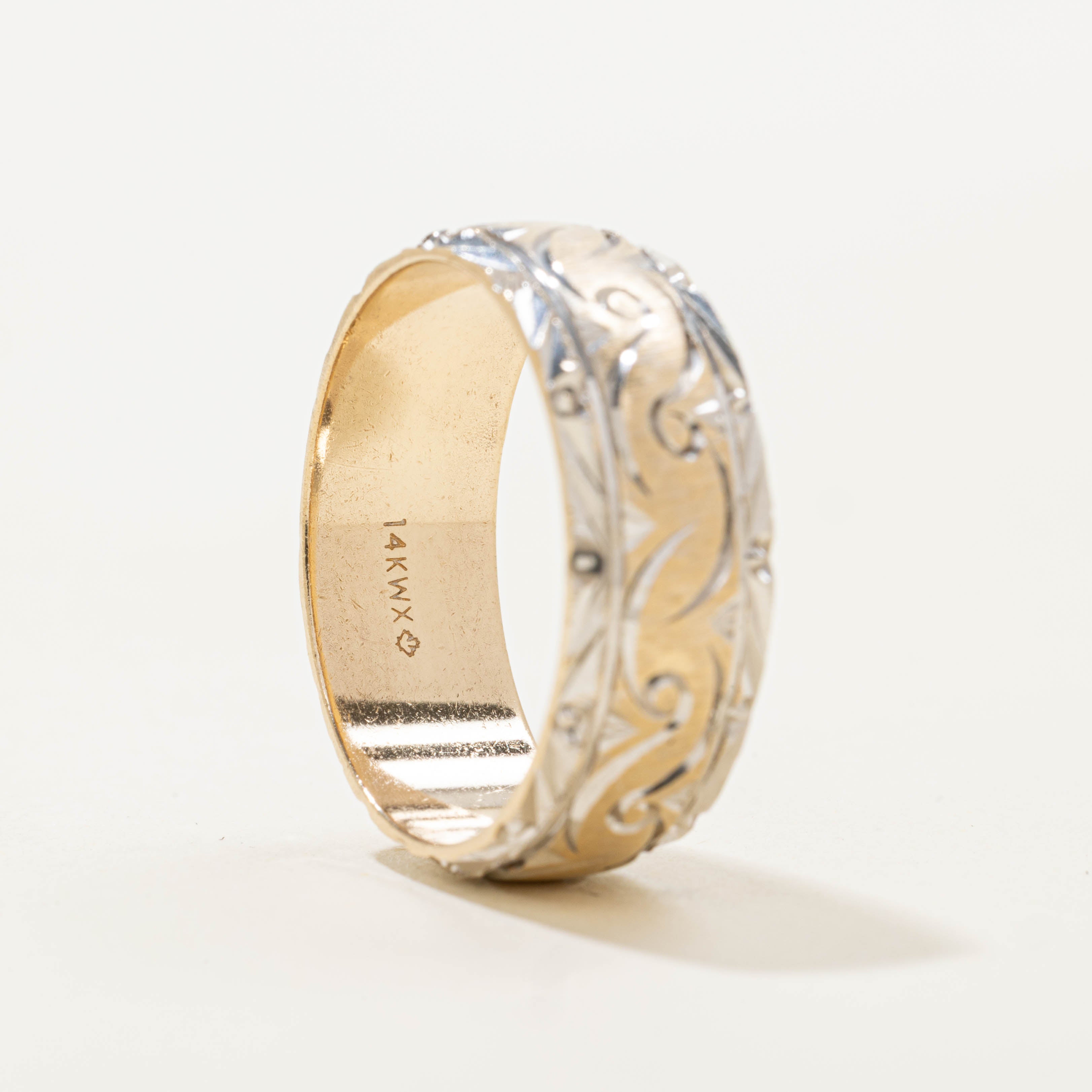 14k Two-Tone Spiral Engraved Band | 7.95mm | SZ 10.5
