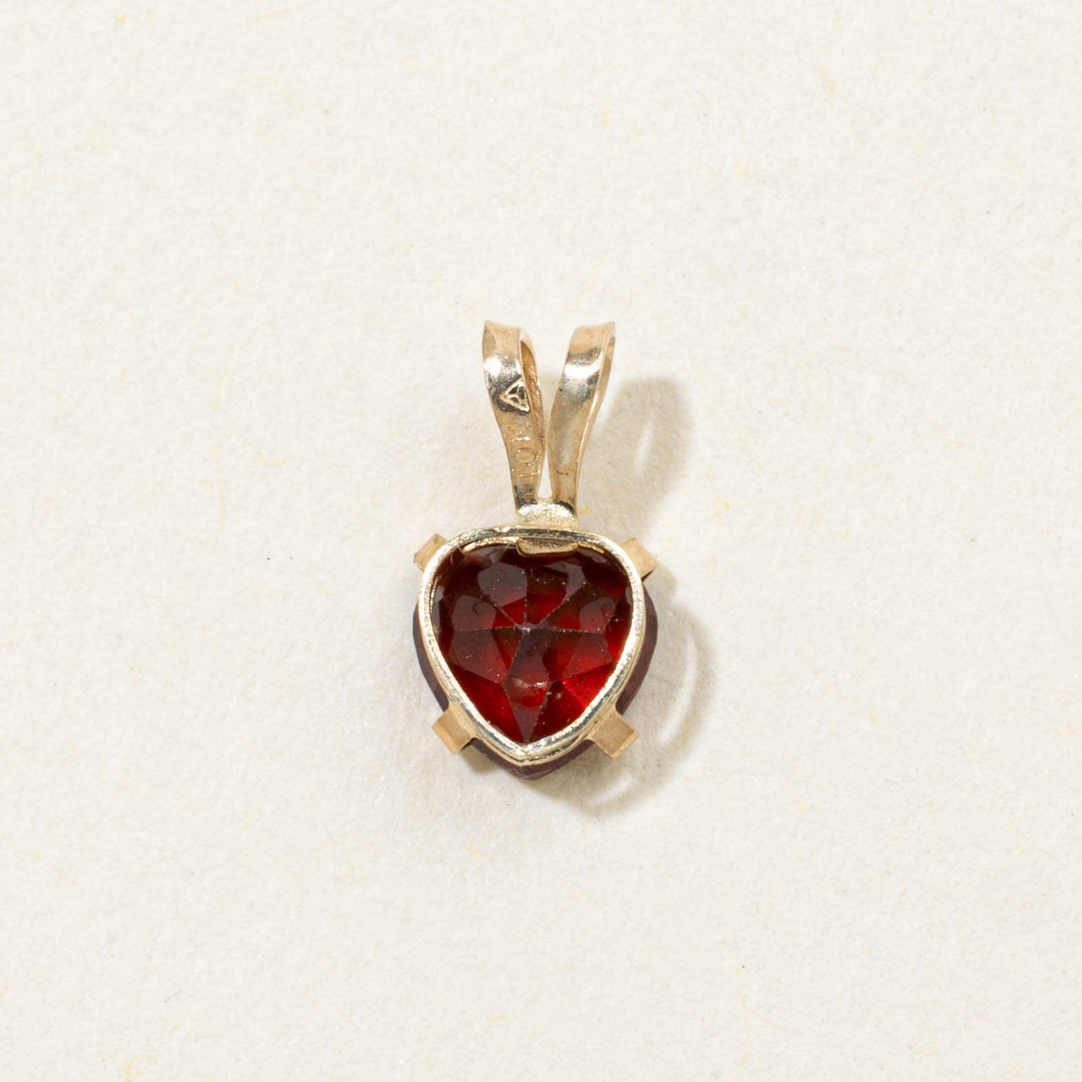 10k Heart Cut Garnet Pendant