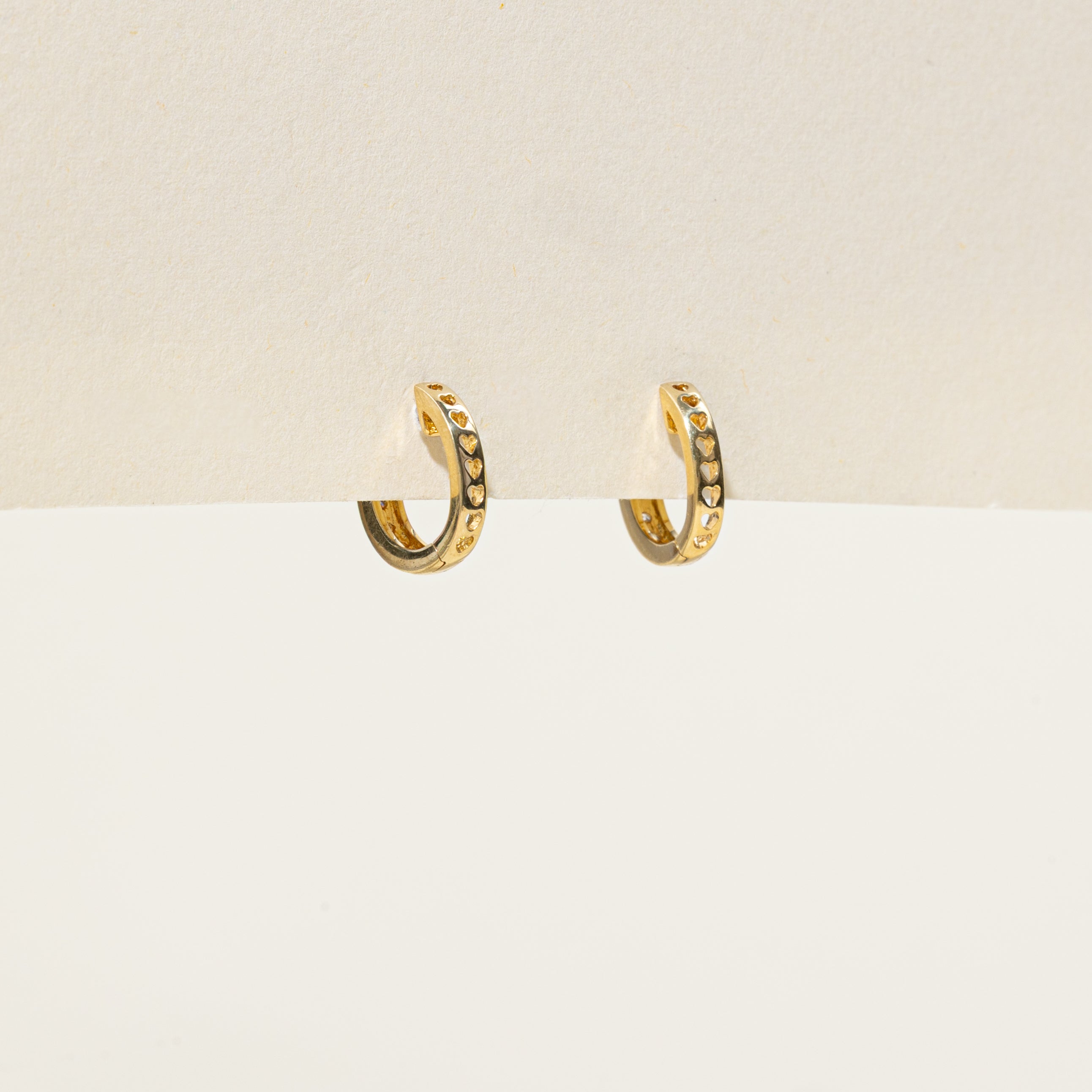 18k Diamond Huggie Earrings | 0.16ctw