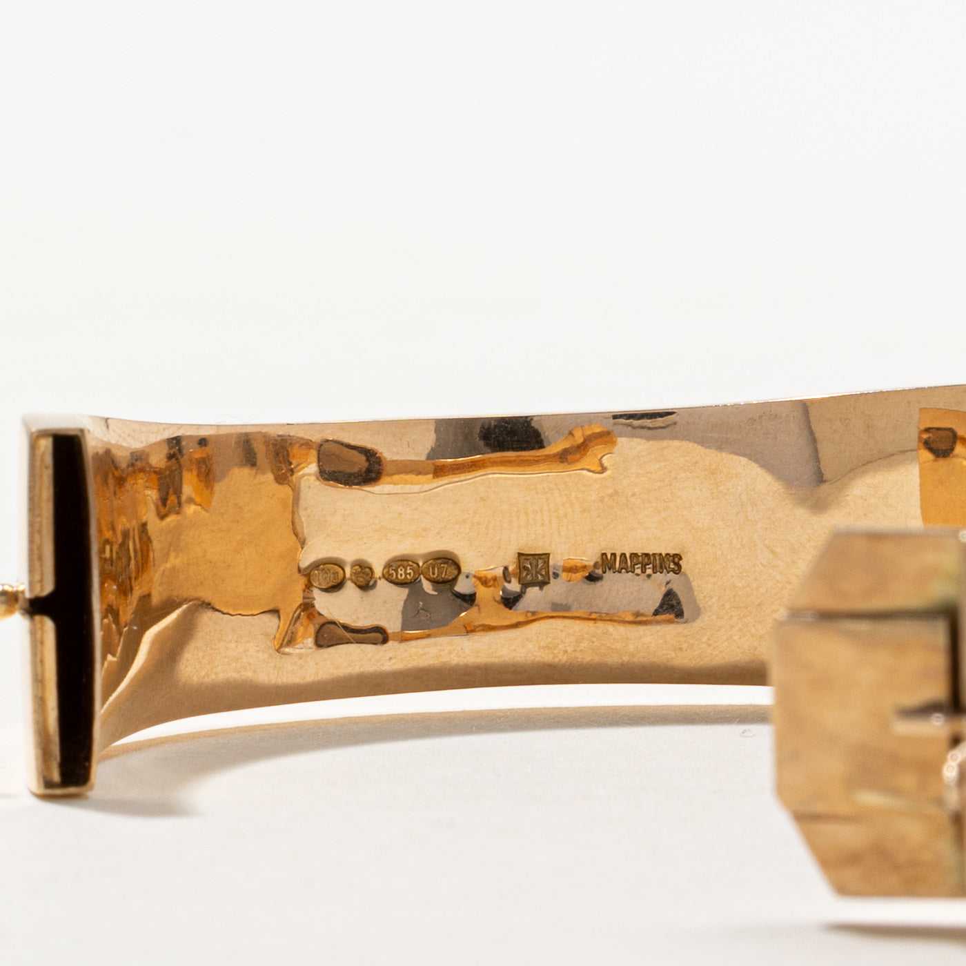 Chunky Smoky Quartz Bangle | 40.00ct | 6" |