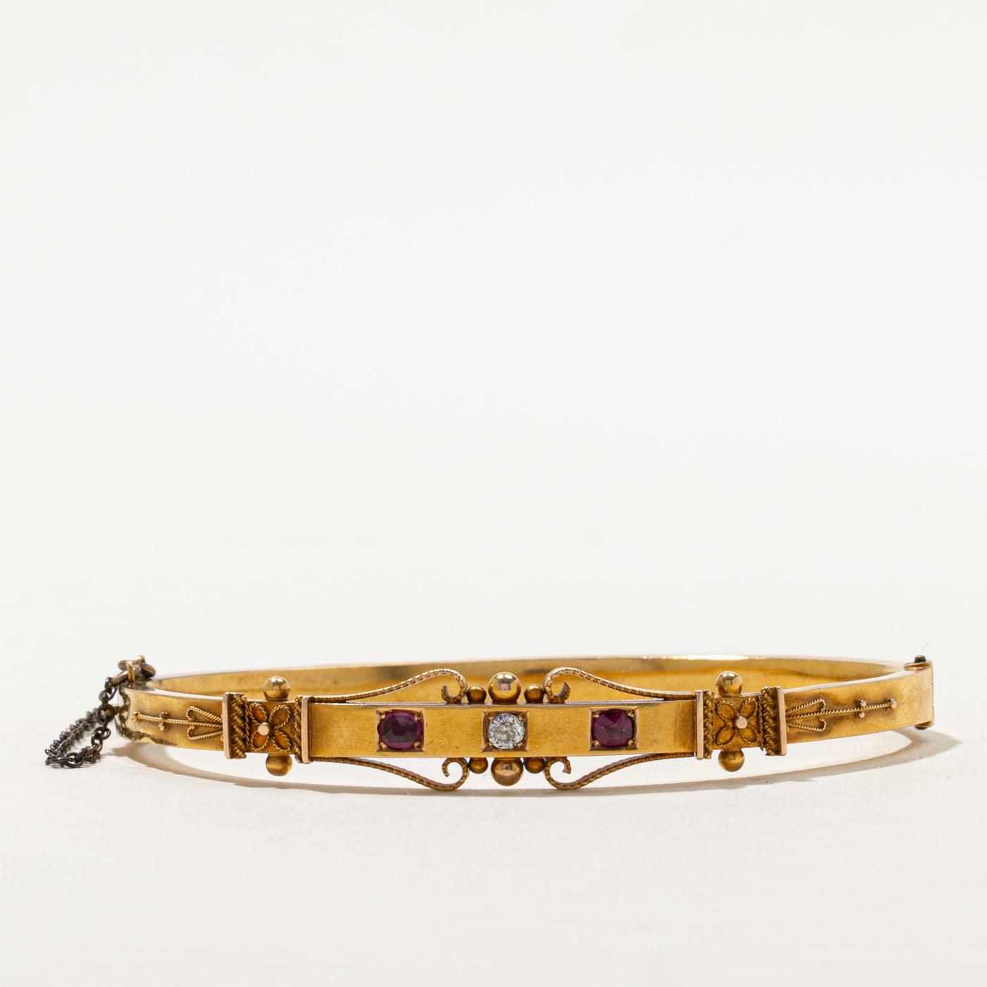 Bracelet jonc victorien en diamants taille ancienne et rubis | 0,10 ct, 0,20 ct au total | 7,5" | 