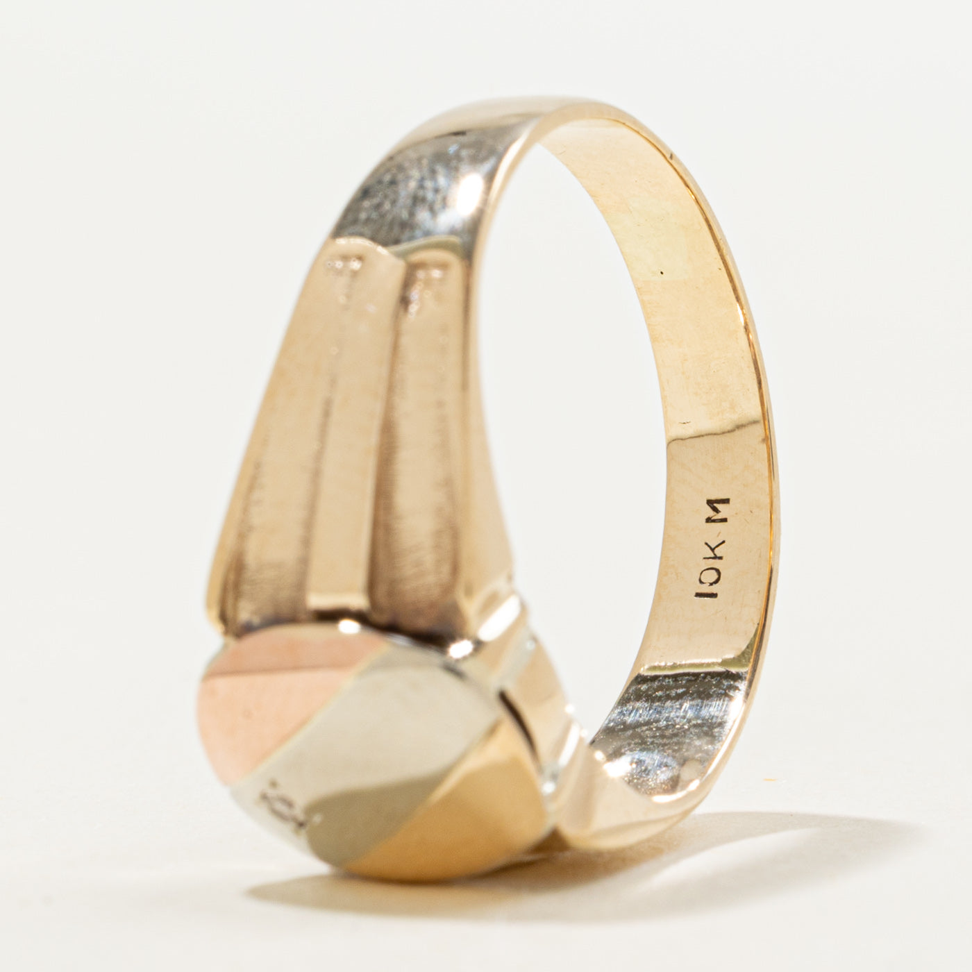 Bague rainurée en or tricolore sertie de diamants | 0,007 ct | Taille 10,25