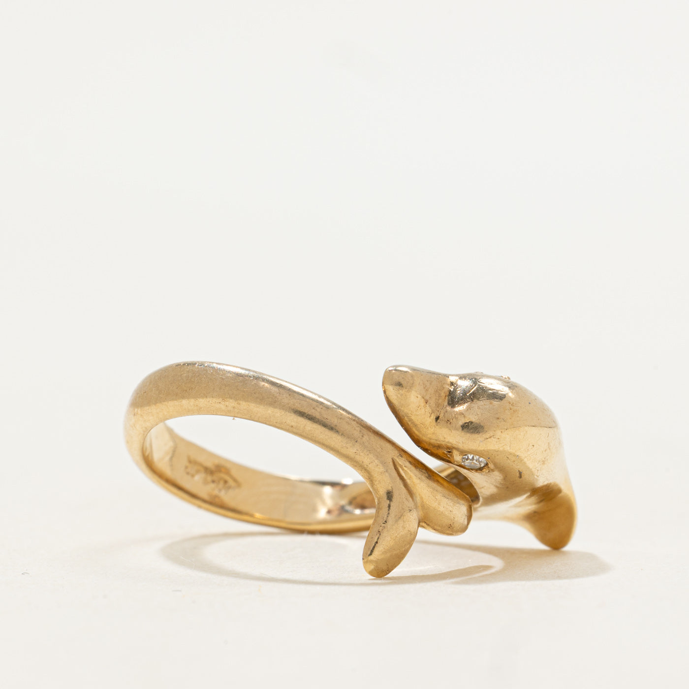 Diamond Dolphin Ring | 0.03ctw | SZ 6.5 |