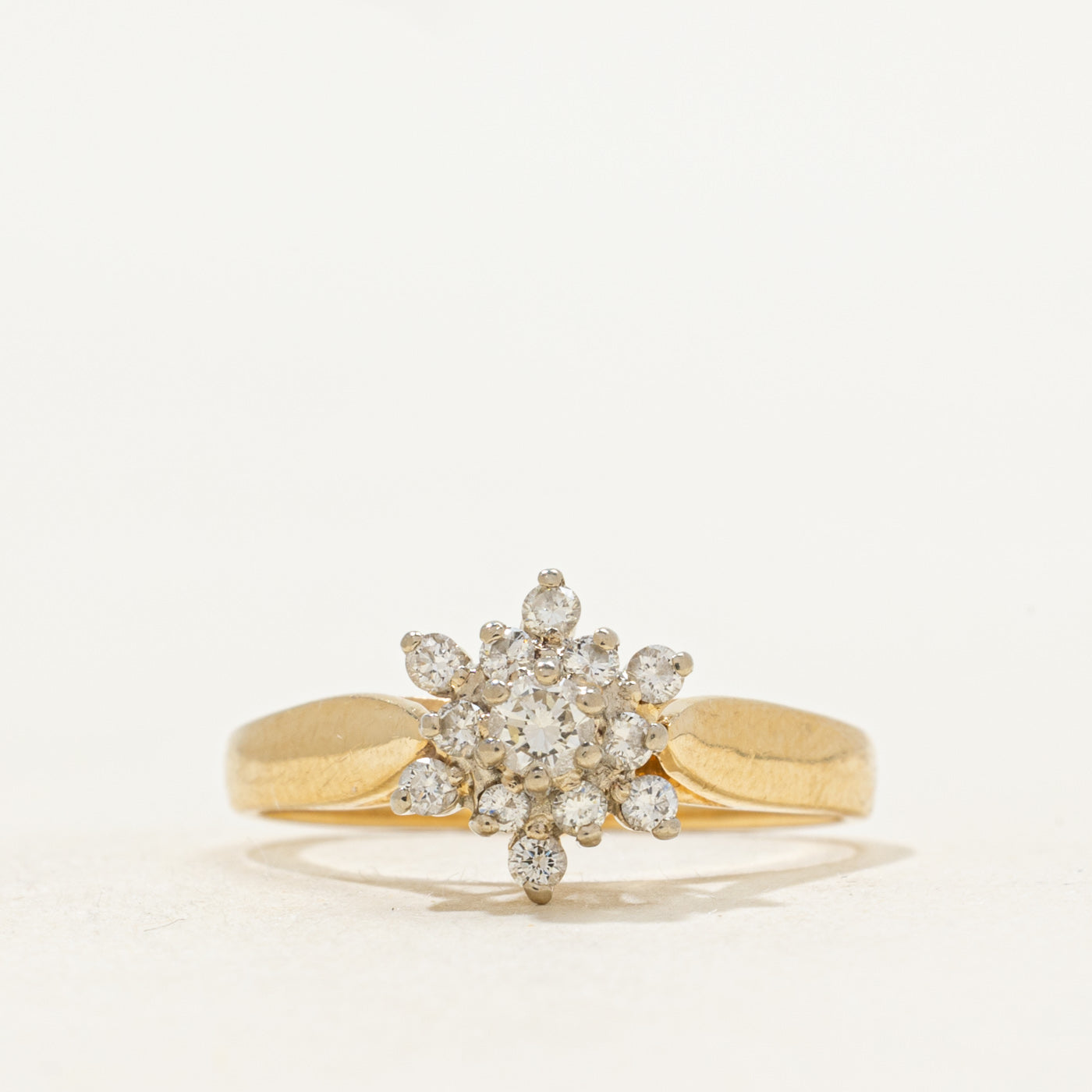 Floral Cluster Set Diamond Ring | 0.26ctw | SZ 6