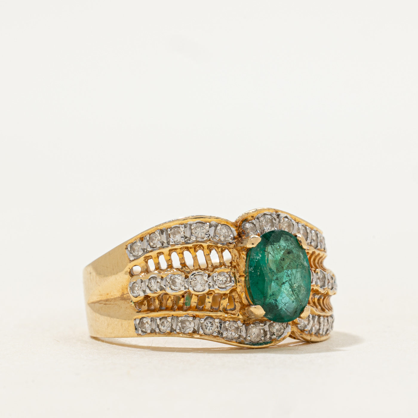 Central Oval Cut Emerald & Diamond Milgrained Ring | 0.82ct, 0.34ctw | SZ 8.5