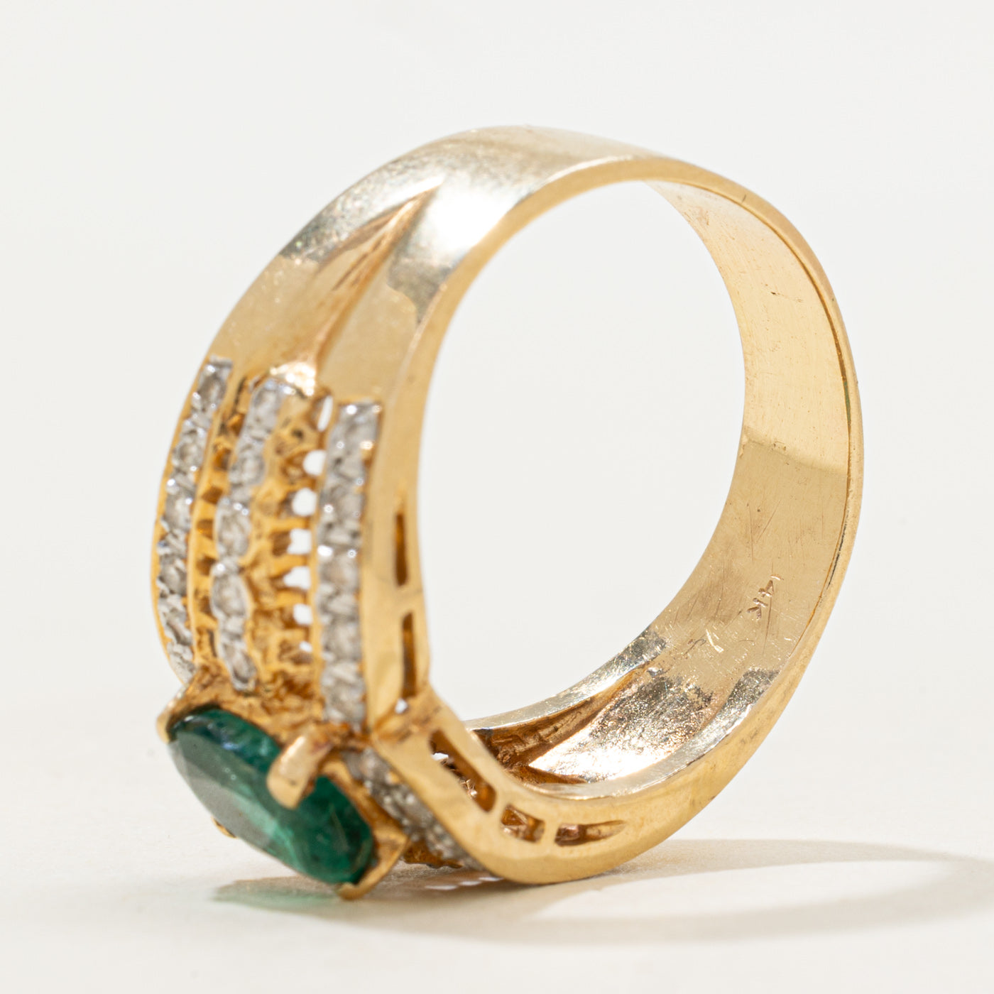 Central Oval Cut Emerald & Diamond Milgrained Ring | 0.82ct, 0.34ctw | SZ 8.5