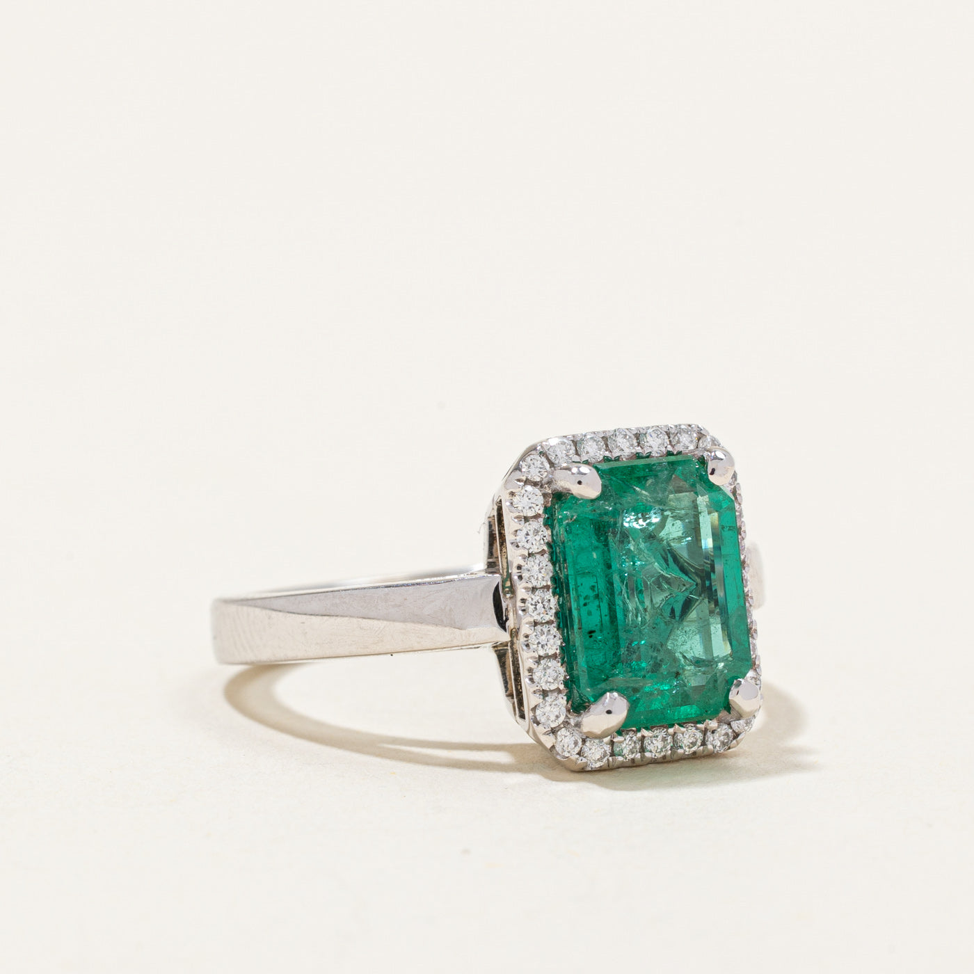 18k Emerald & Diamond Halo Ring | 2.75ct, 0.20ctw | SZ 5.75 |