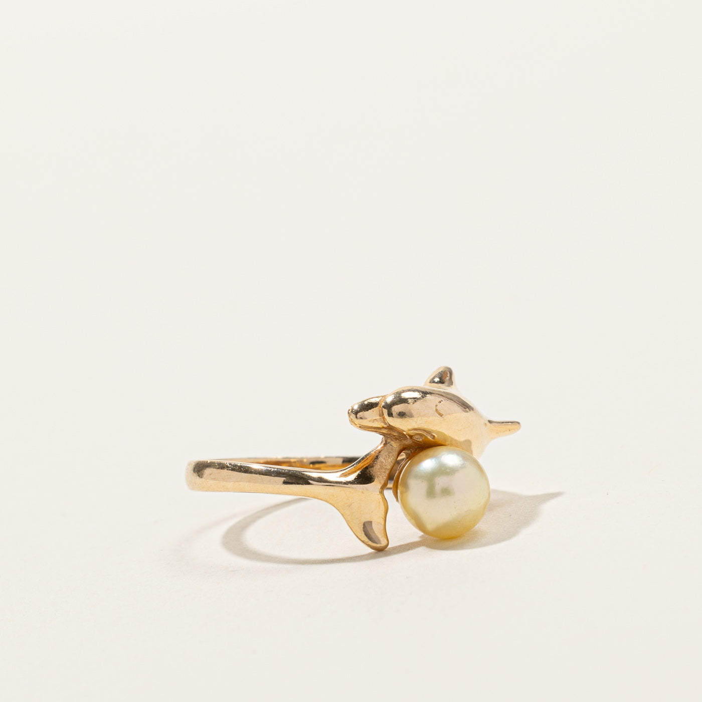 Pearl Dolphin Ring | SZ 6.75 |