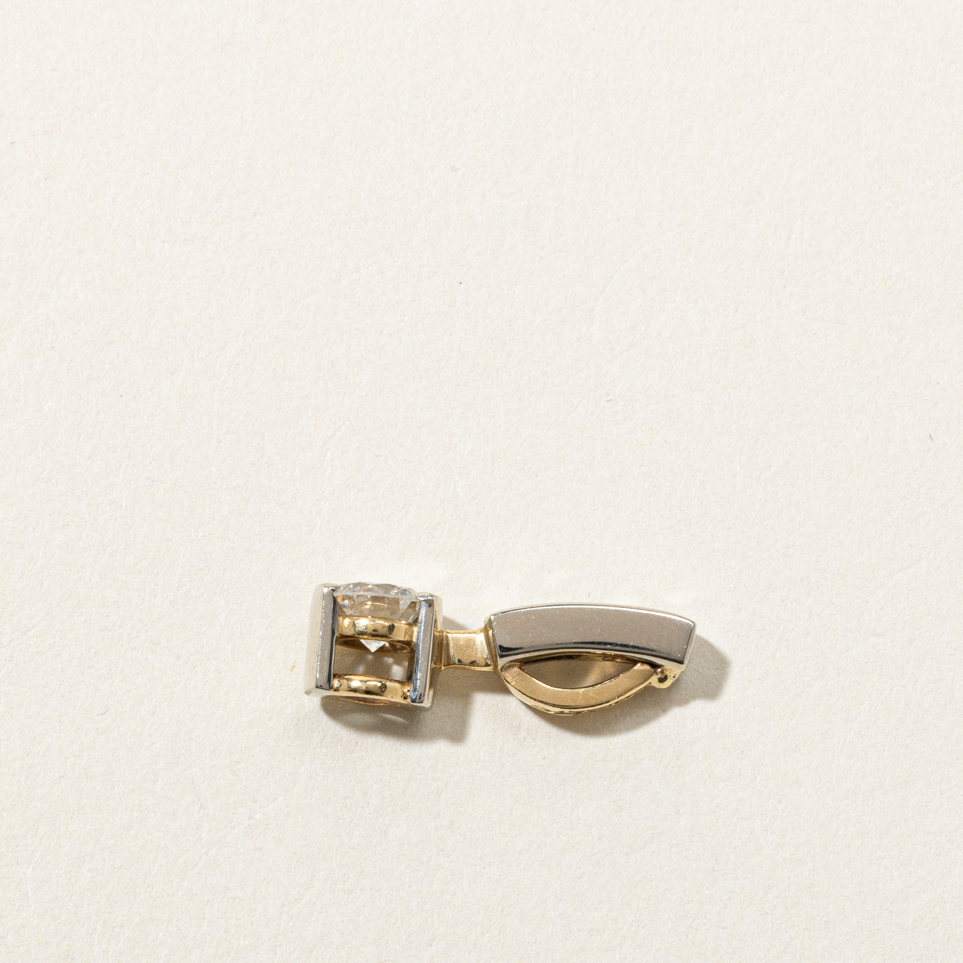 Semi Bezel Diamond Pendant | 0.96ctw |