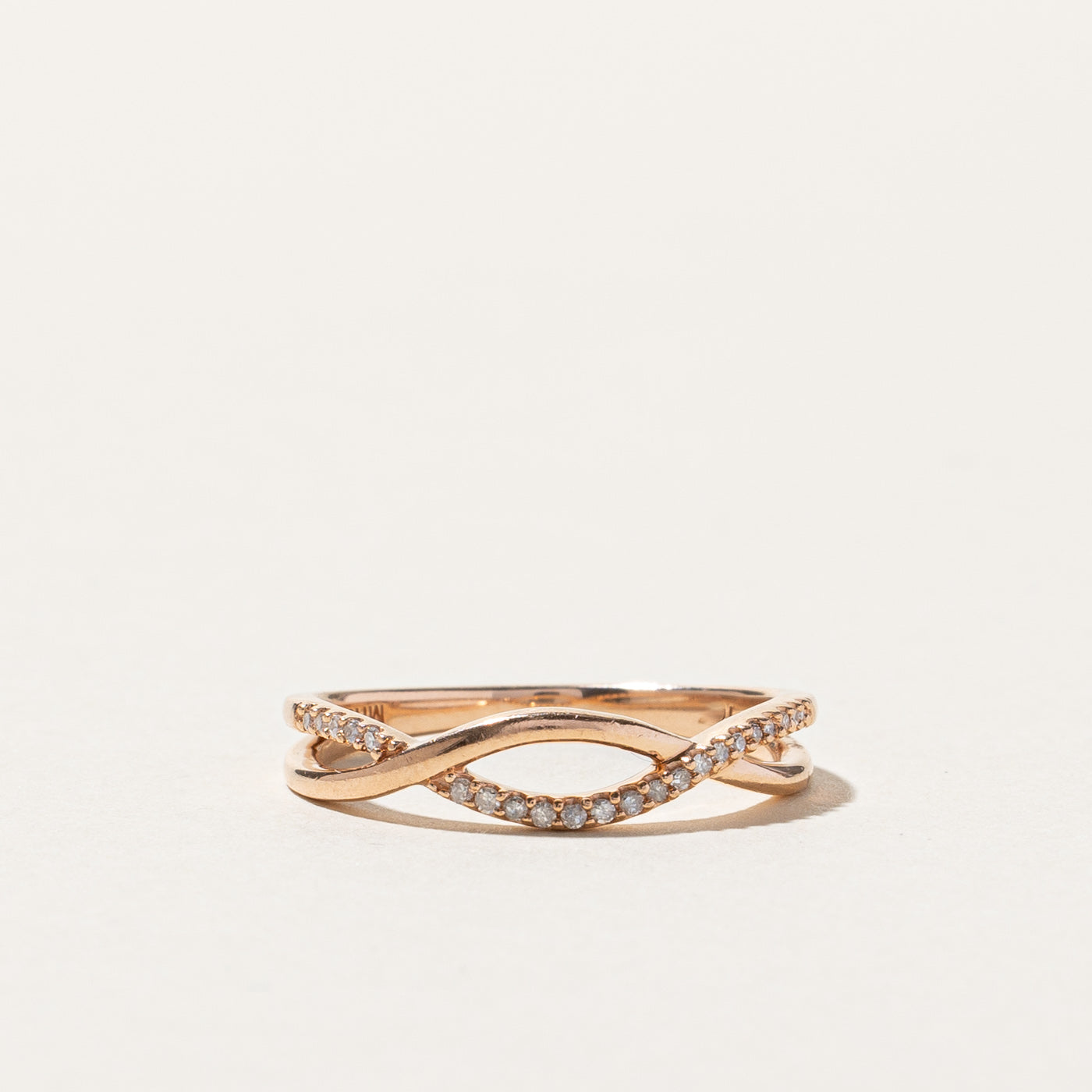 Crossover Diamond Ring | 0.07ctw | SZ 7.25 |