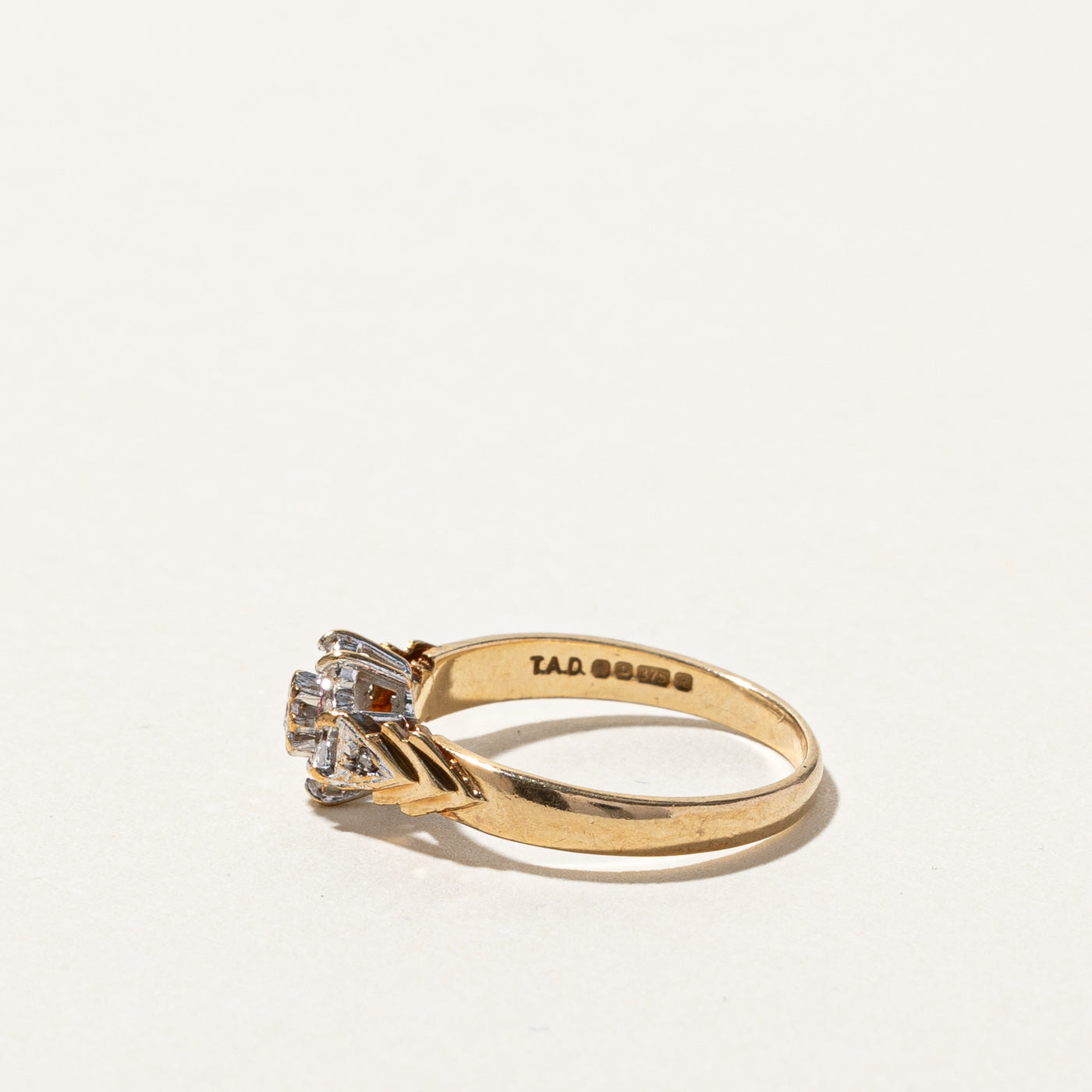 1991 Sheffield Cluster Diamond Ring | 0.10ctw | SZ 6 |