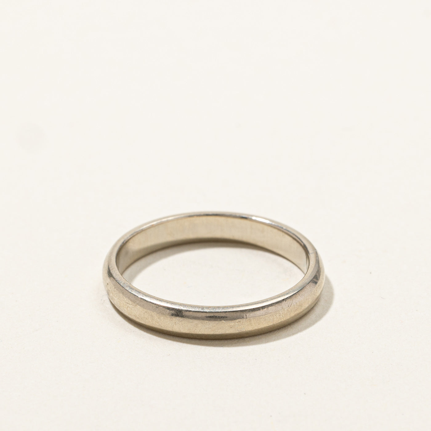 Plain White Gold Band | SZ 7.5 |