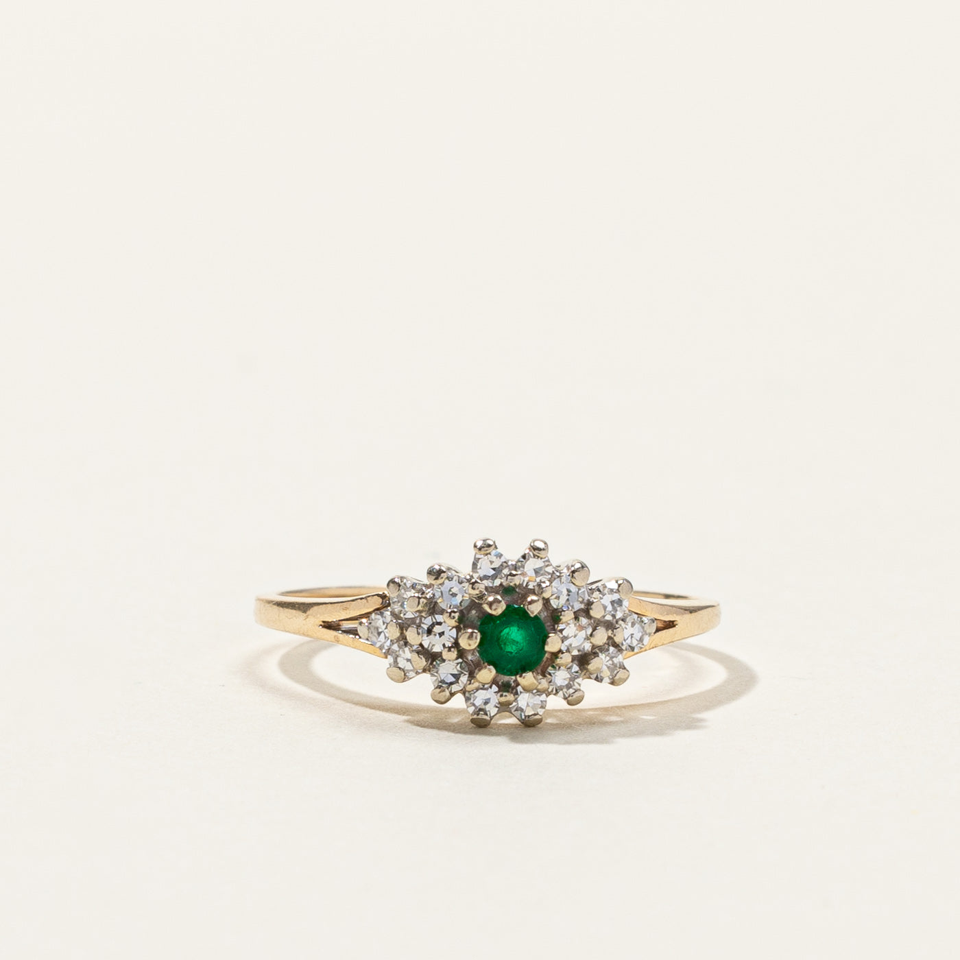 Cluster Diamond & Emerald Ring | 0.24ctw | 0.07ctw | SZ 5.75 |