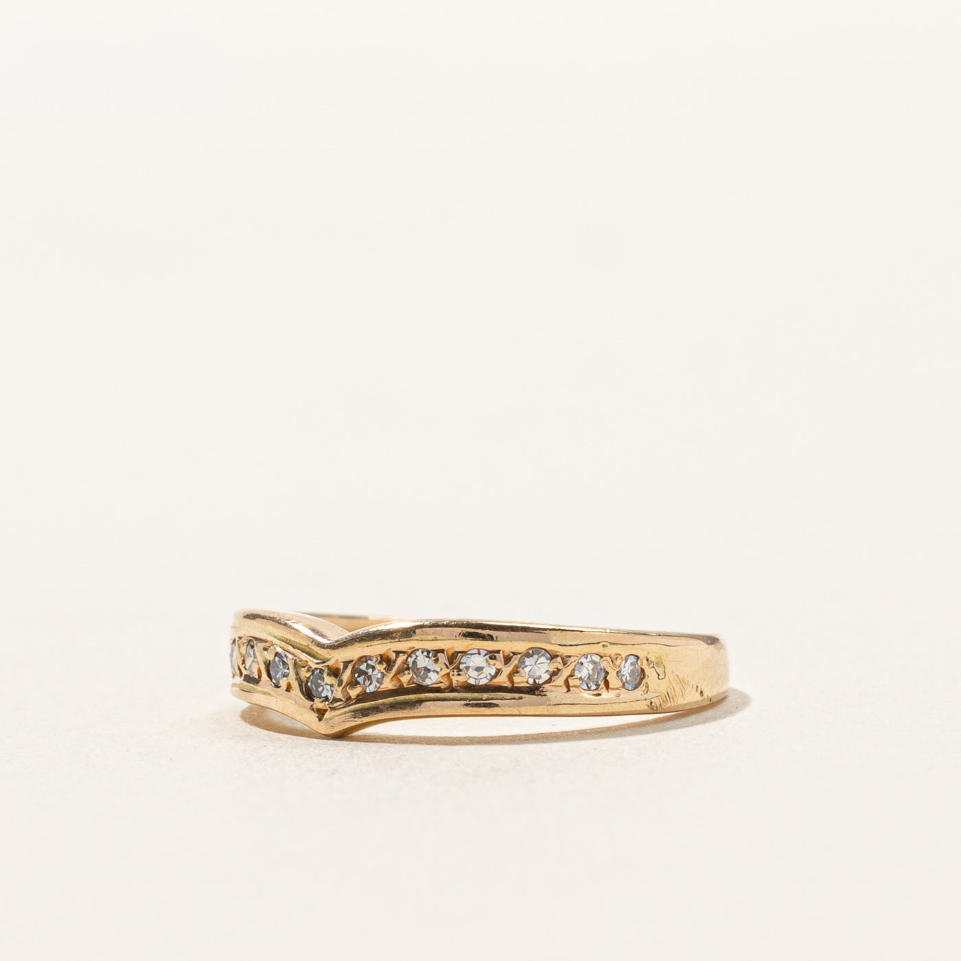 Chevron Diamond Ring | 0.20ctw | SZ 5.25 |