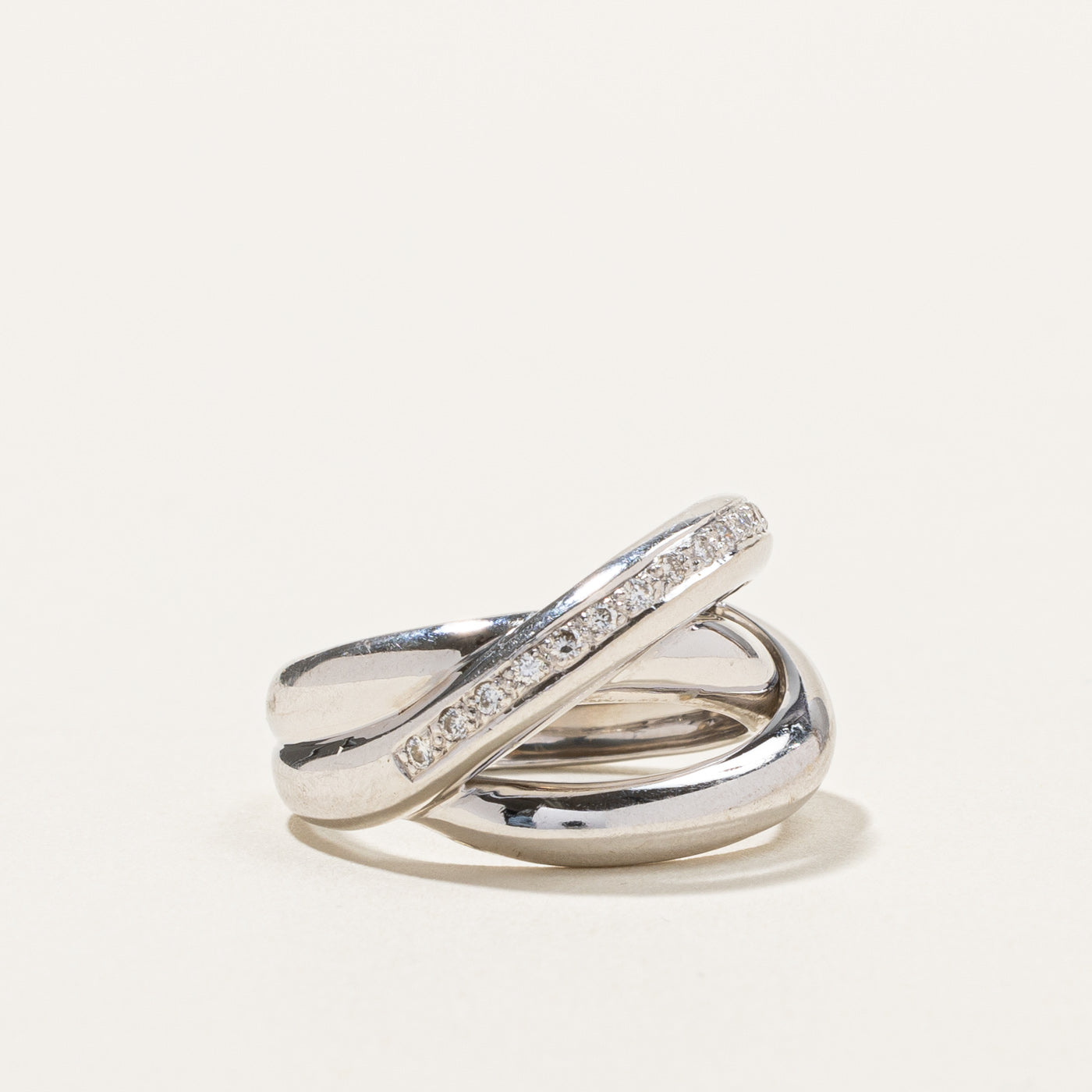 Interlocking Diamond Ring | 0.16ctw | SZ 6.75 |