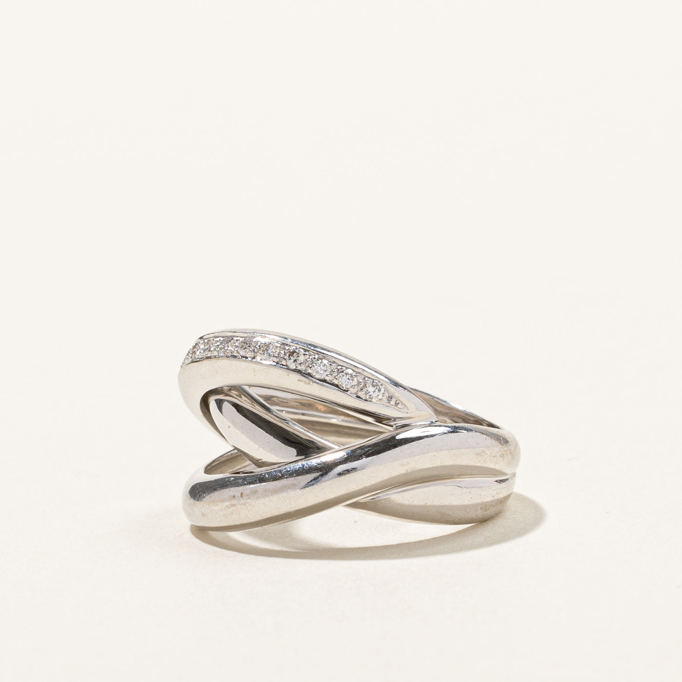 Interlocking Diamond Ring | 0.16ctw | SZ 6.75 |