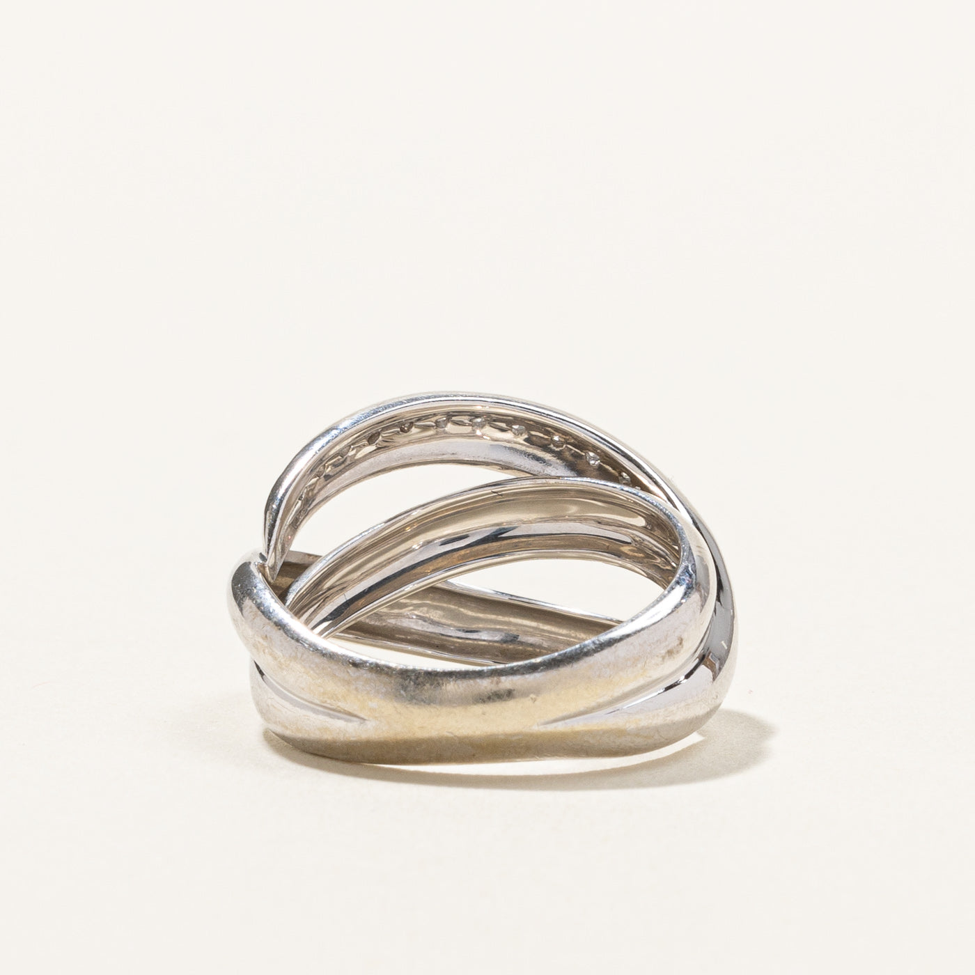 Interlocking Diamond Ring | 0.16ctw | SZ 6.75 |