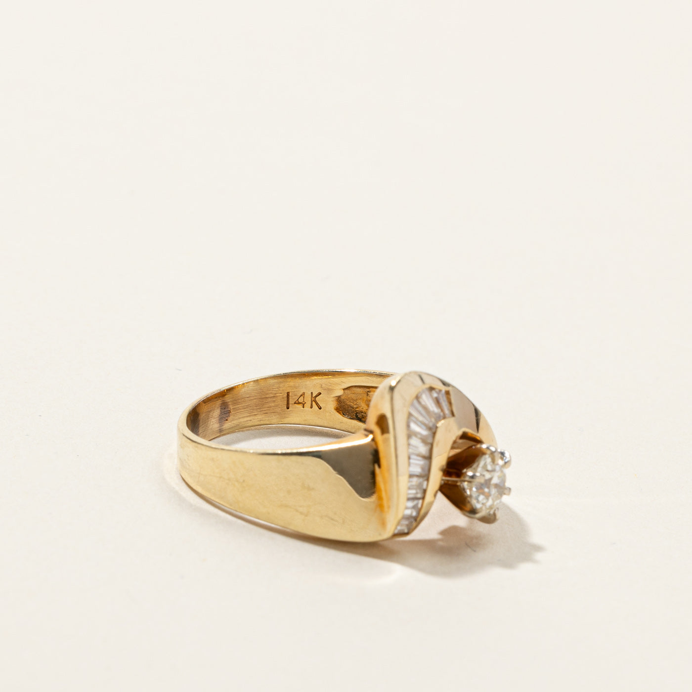 Chevron Diamond Ring | 0.63ctw | SZ 7.25 |