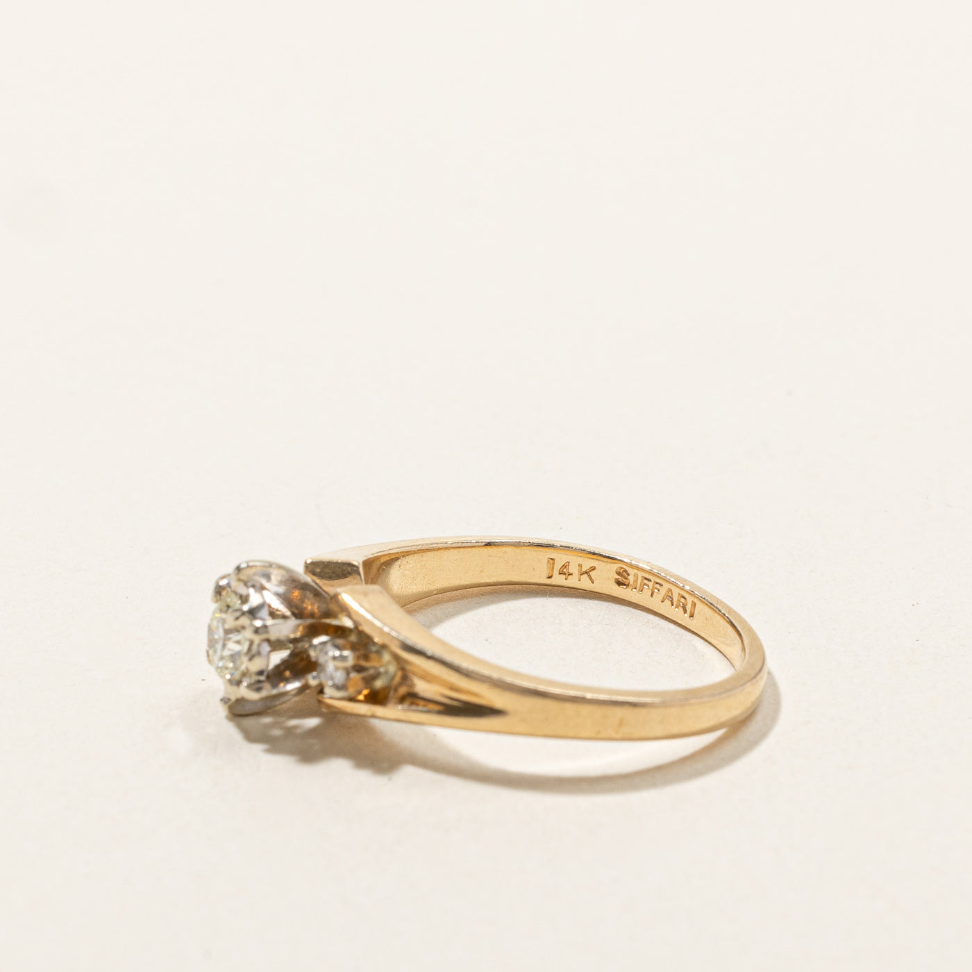 Three Stone Diamond Ring | 0.26ctw | SZ 5.75 |