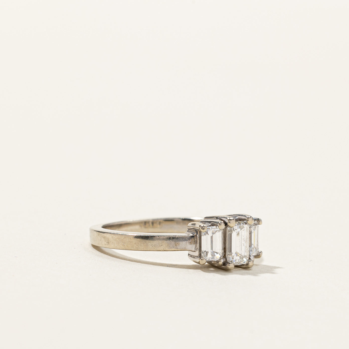 Bague trois diamants | 0,97 ct au total | Taille 6,5 | 