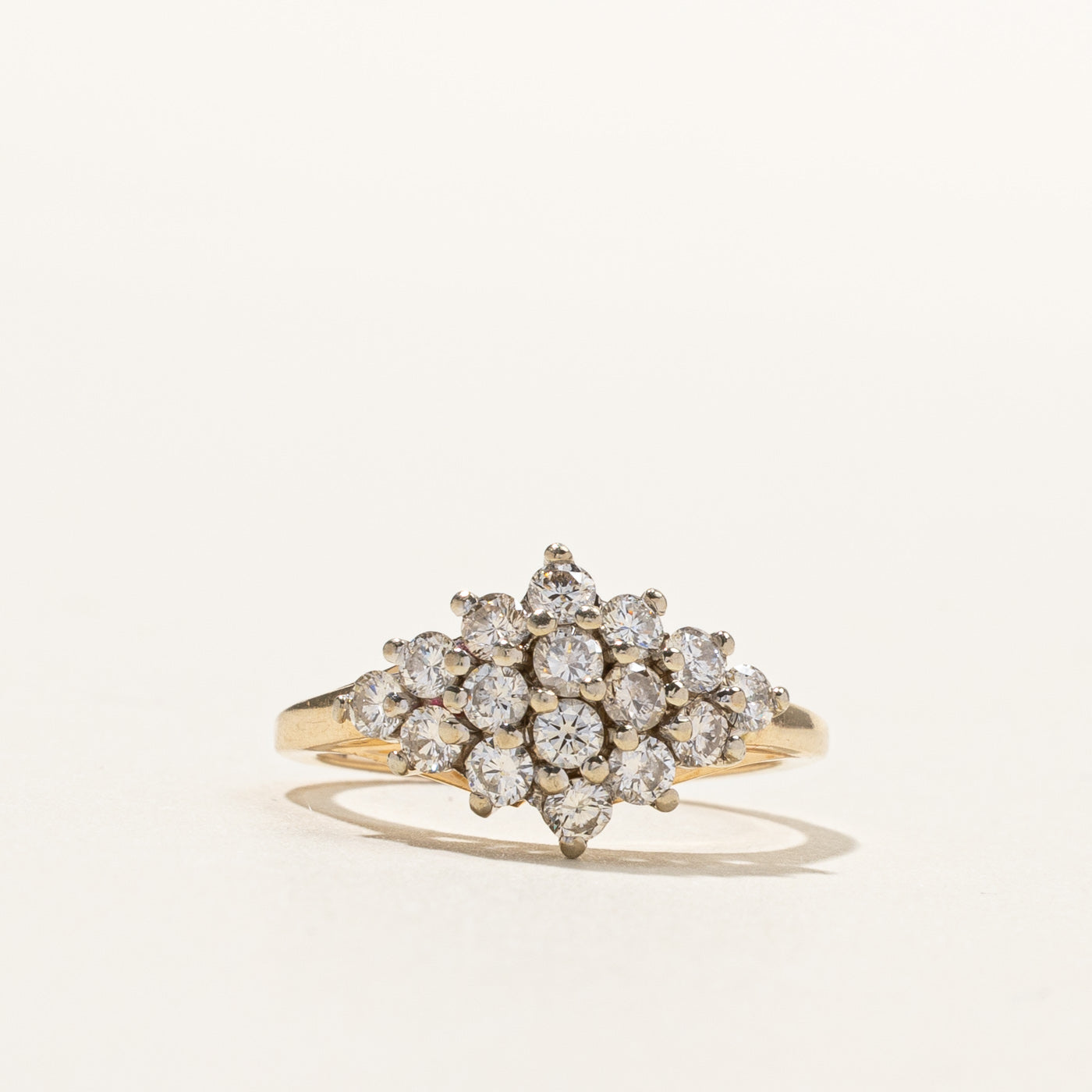 Cluster Diamond Ring | 0.64ctw | SZ 6.25 |