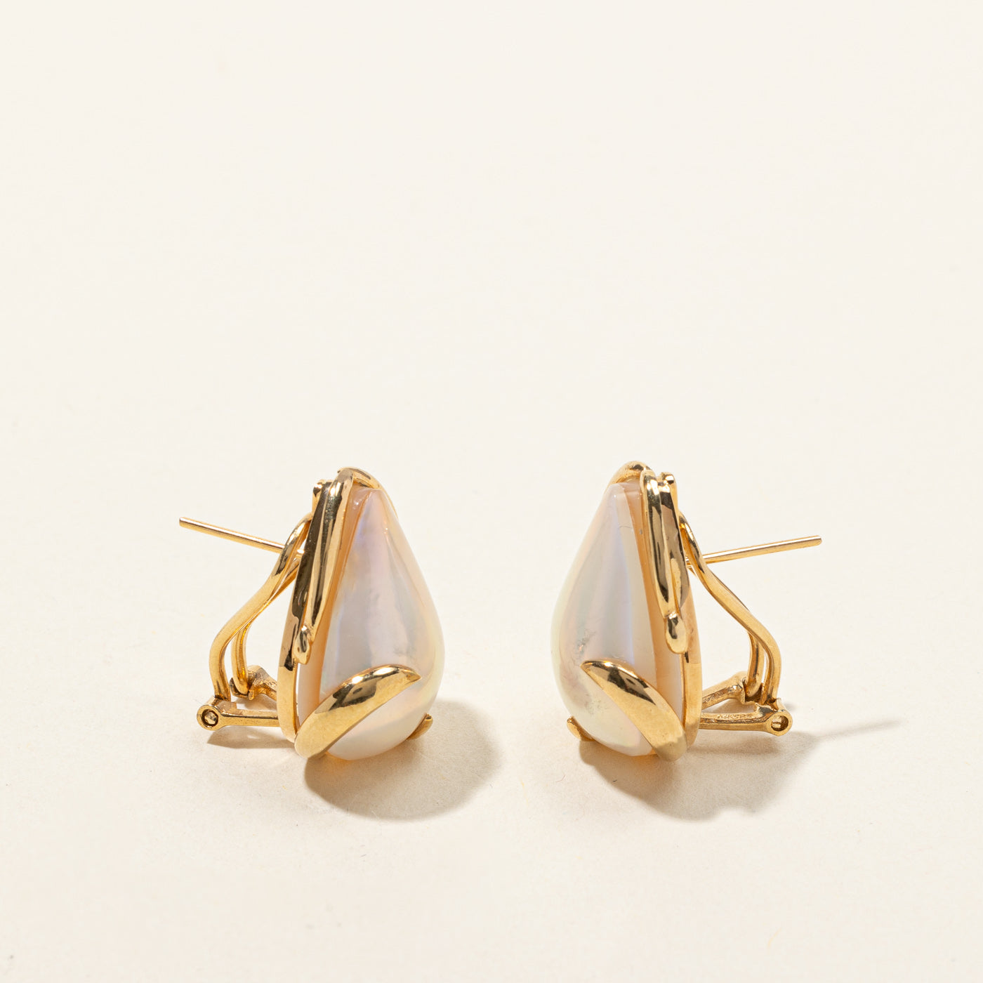 Mabe Pearl Stud Earrings