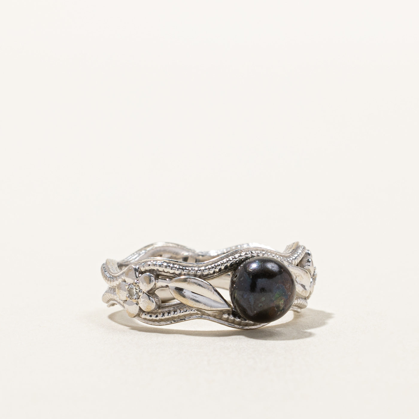 Black Pearl & Diamond Filigree Ring | 0.06ctw | SZ 7 |