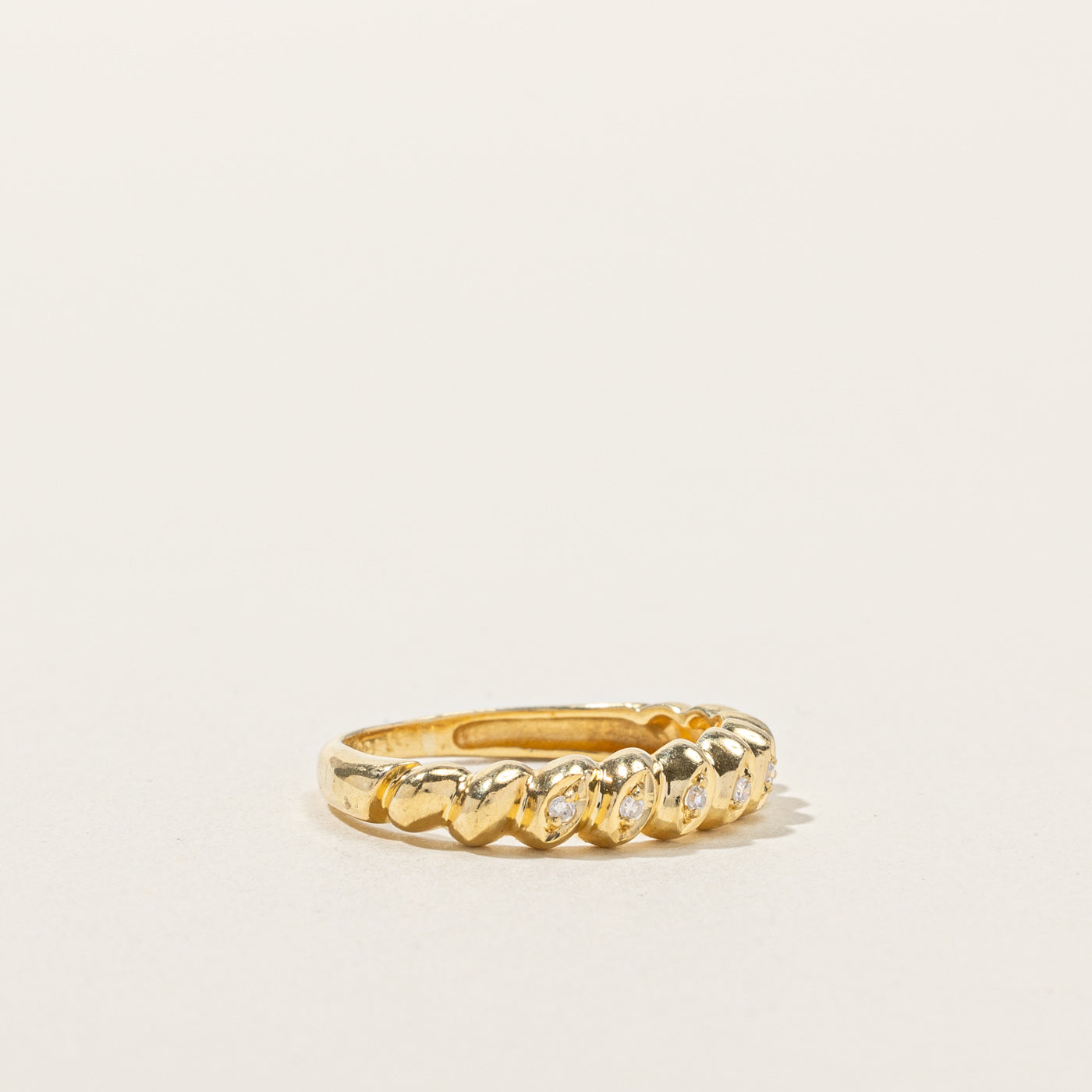 Textured Diamond Band | 0.06ctw | SZ 6.25 |