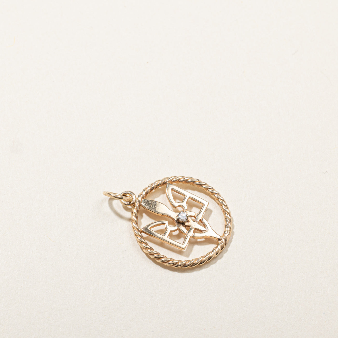 Diamond Textured Pendant | 0.02ct |